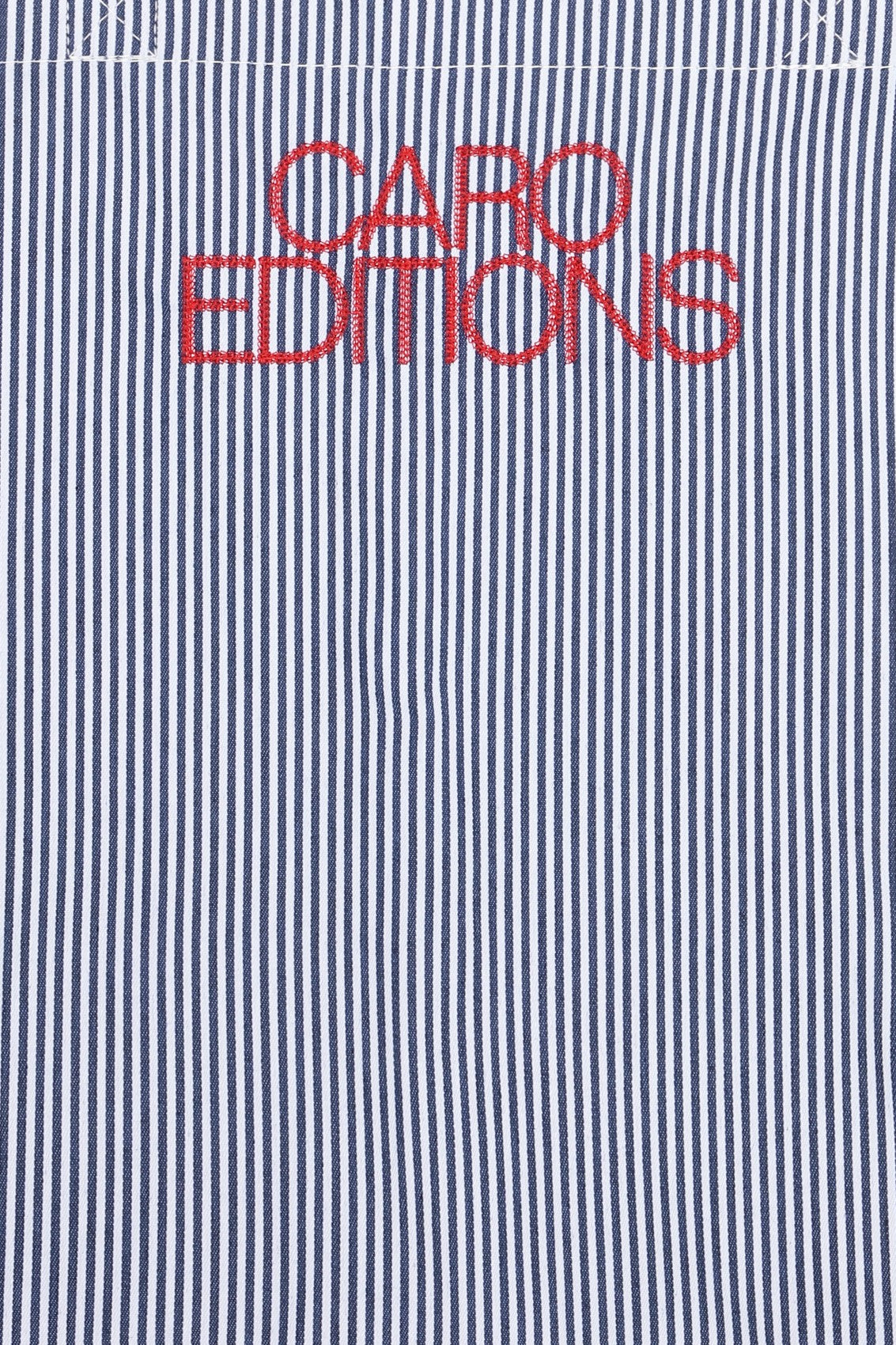 The signature striped Caro tote bag in Blue with an embroidered logo. This large bag can carry it all and is made from 100 % cotton canvas. Material: 100% Cotton Onesize.