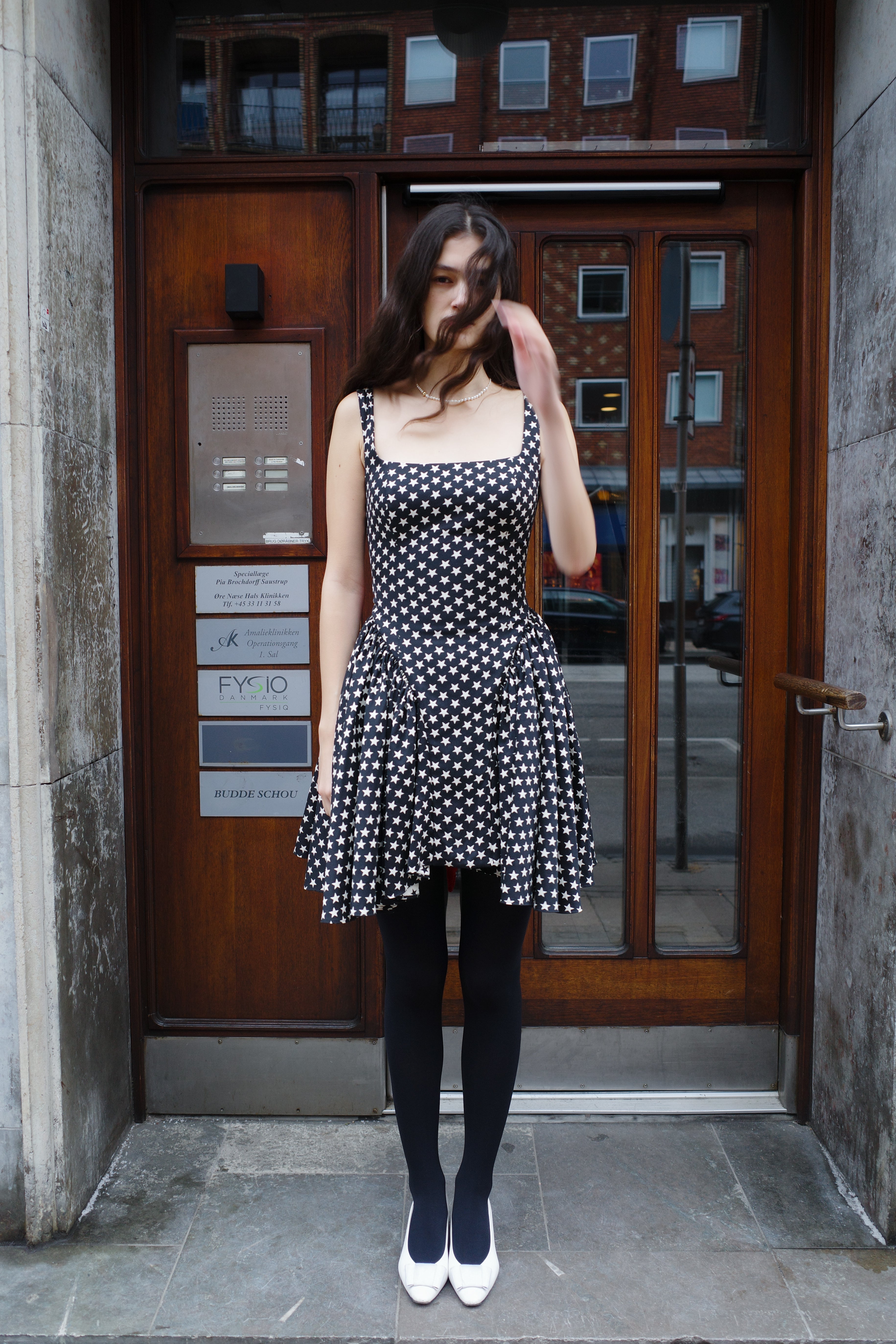 ENIKO DRESS COTTON MIX BLACK / WHITE STARS