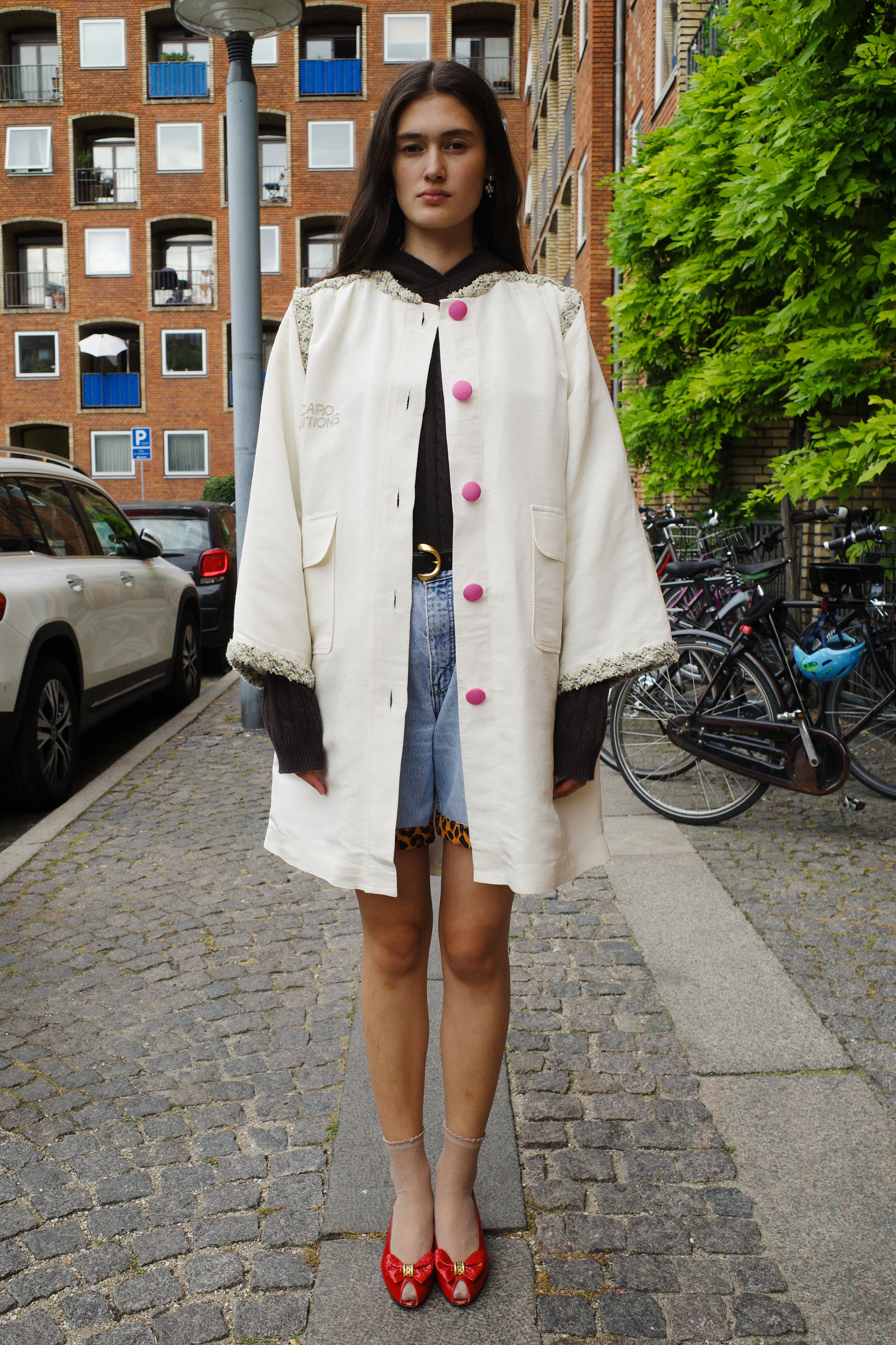 Anna Coat Clown w. Mandoline White