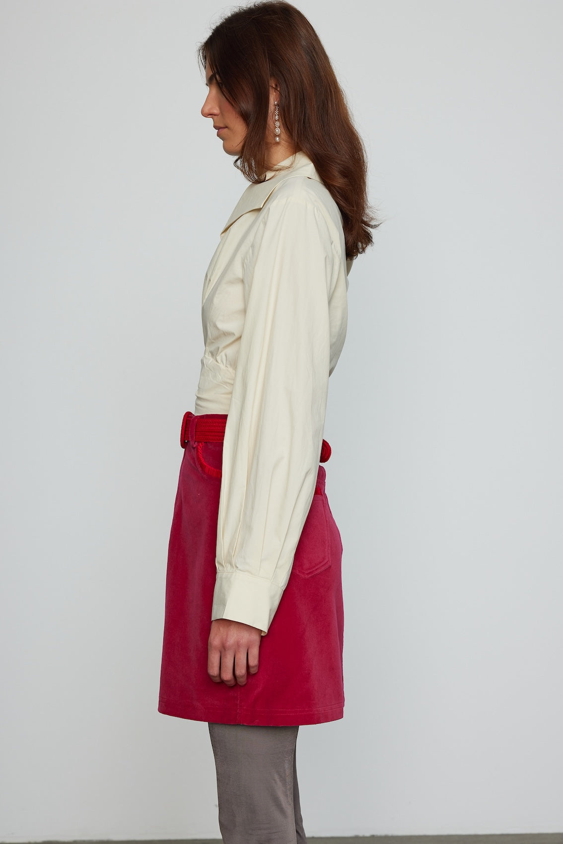 Caro Editions Nikita Blouse. This shirt features a fitted waist and signature Caro Editions sleeves with cuffs, inspired by the party vibe of the 70s. Style it on its own or with a top underneath. Material: 100% Cotton