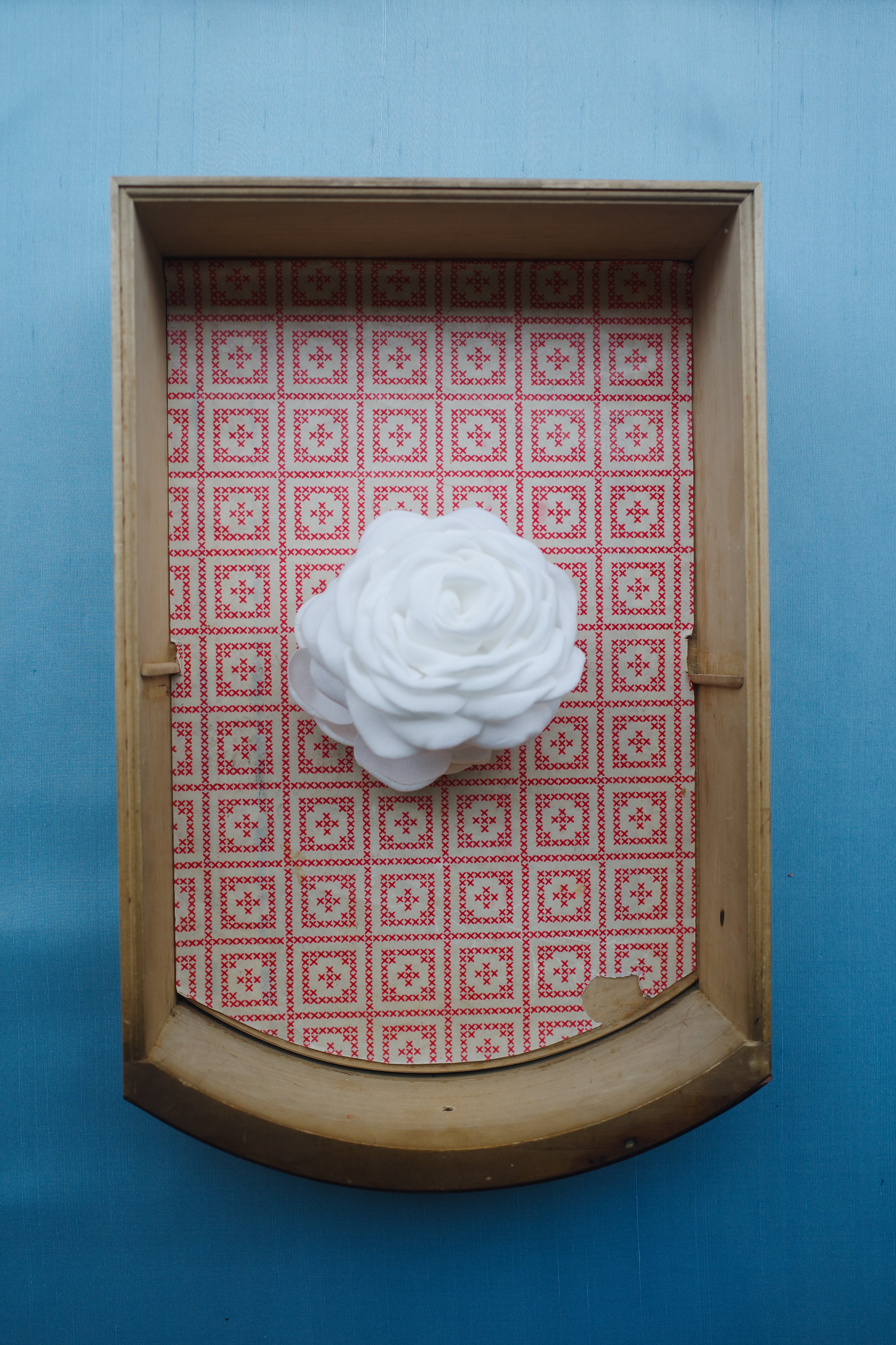 Rosie Hair Clip - White