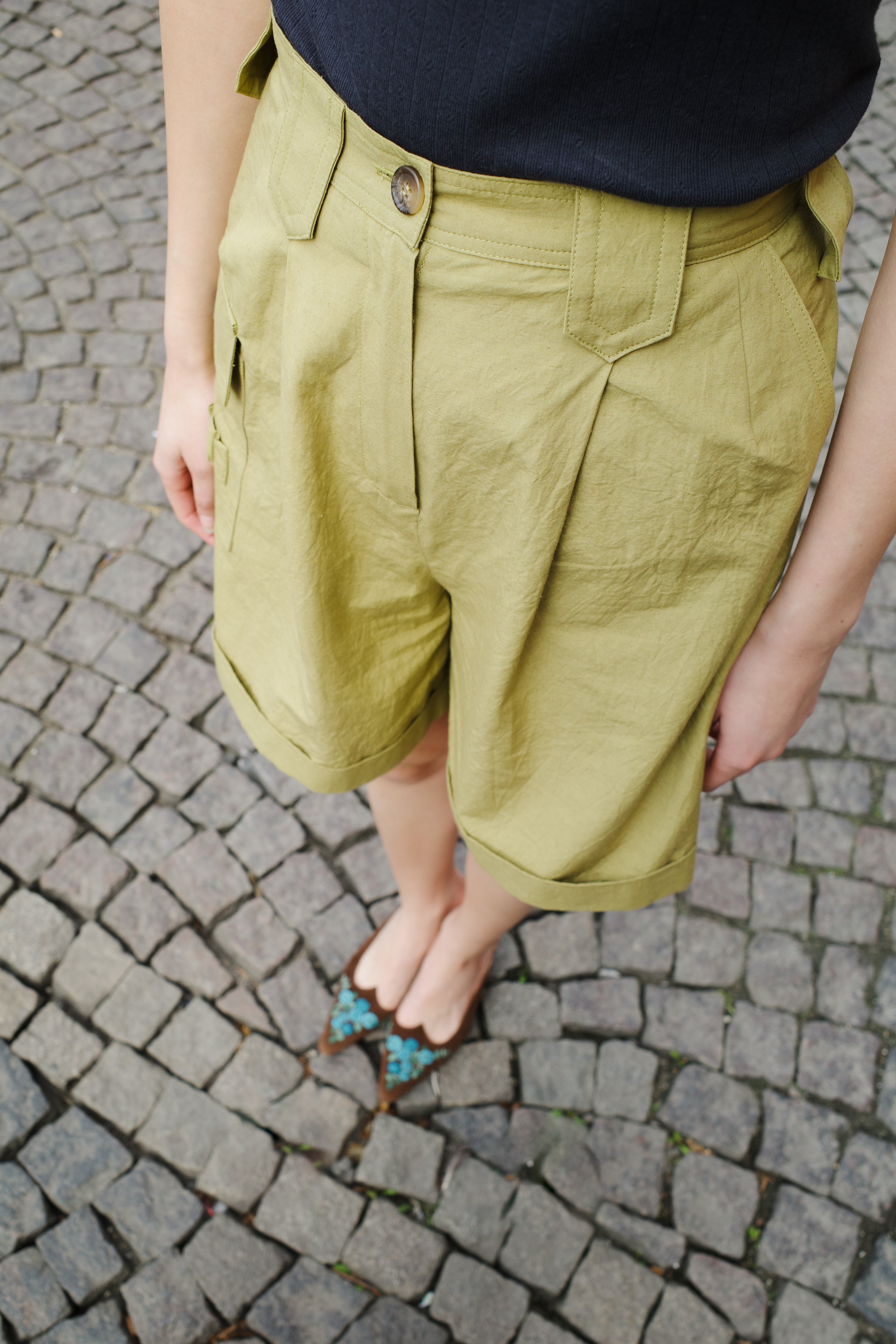 Beatrice Shorts - olive