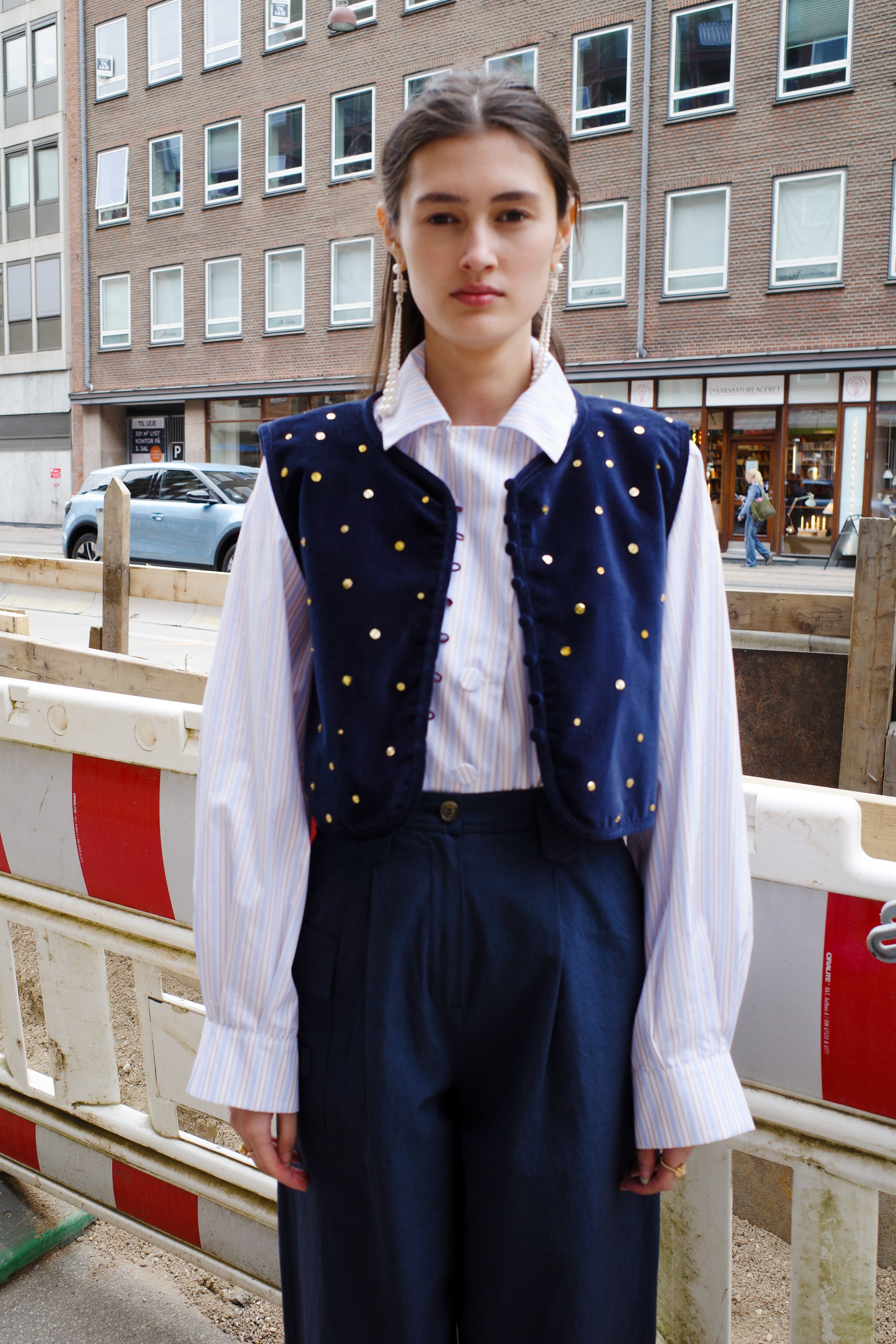 Ravnbak Vest - Circus Ballerina