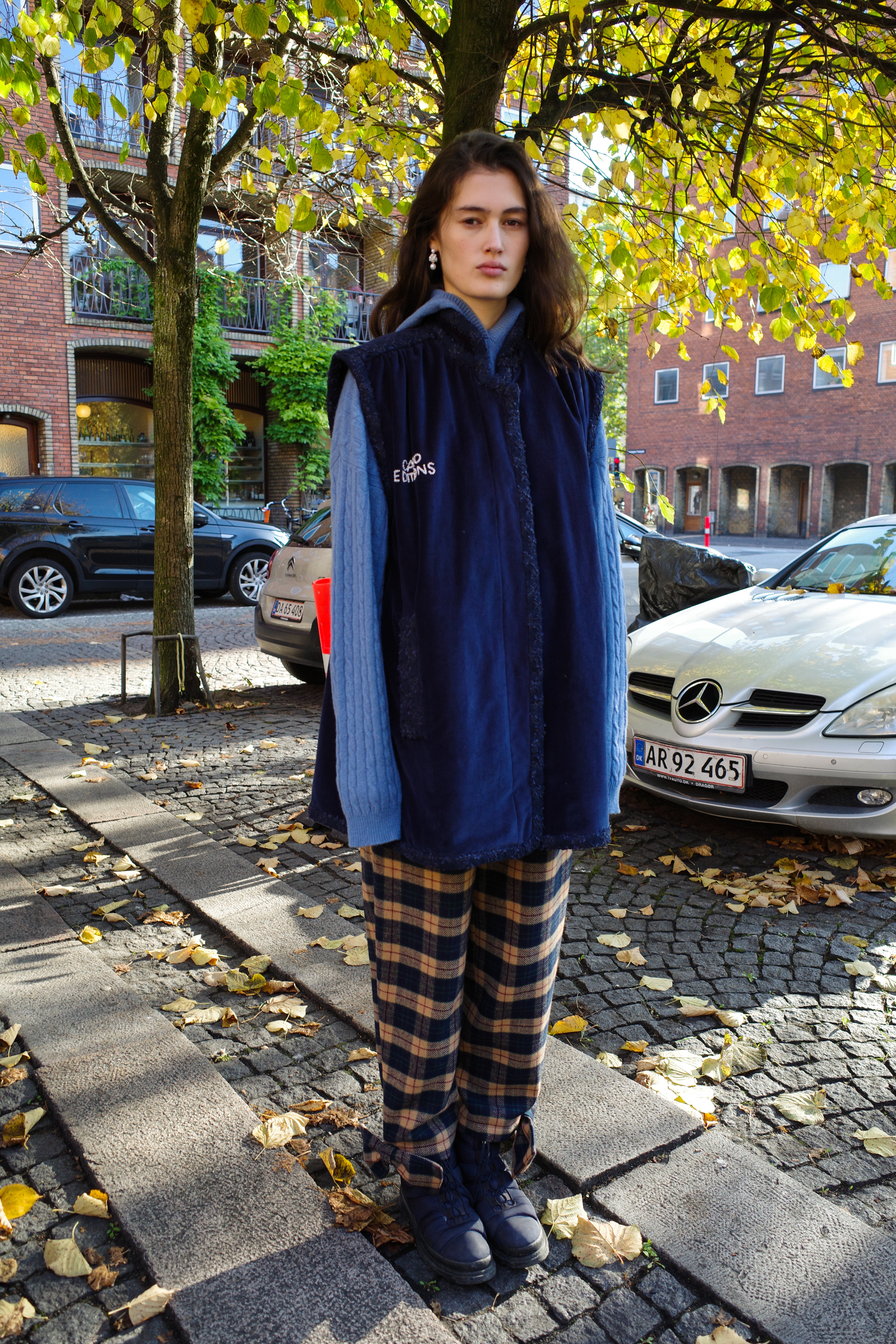 Gaia Vest - Champagne Girl