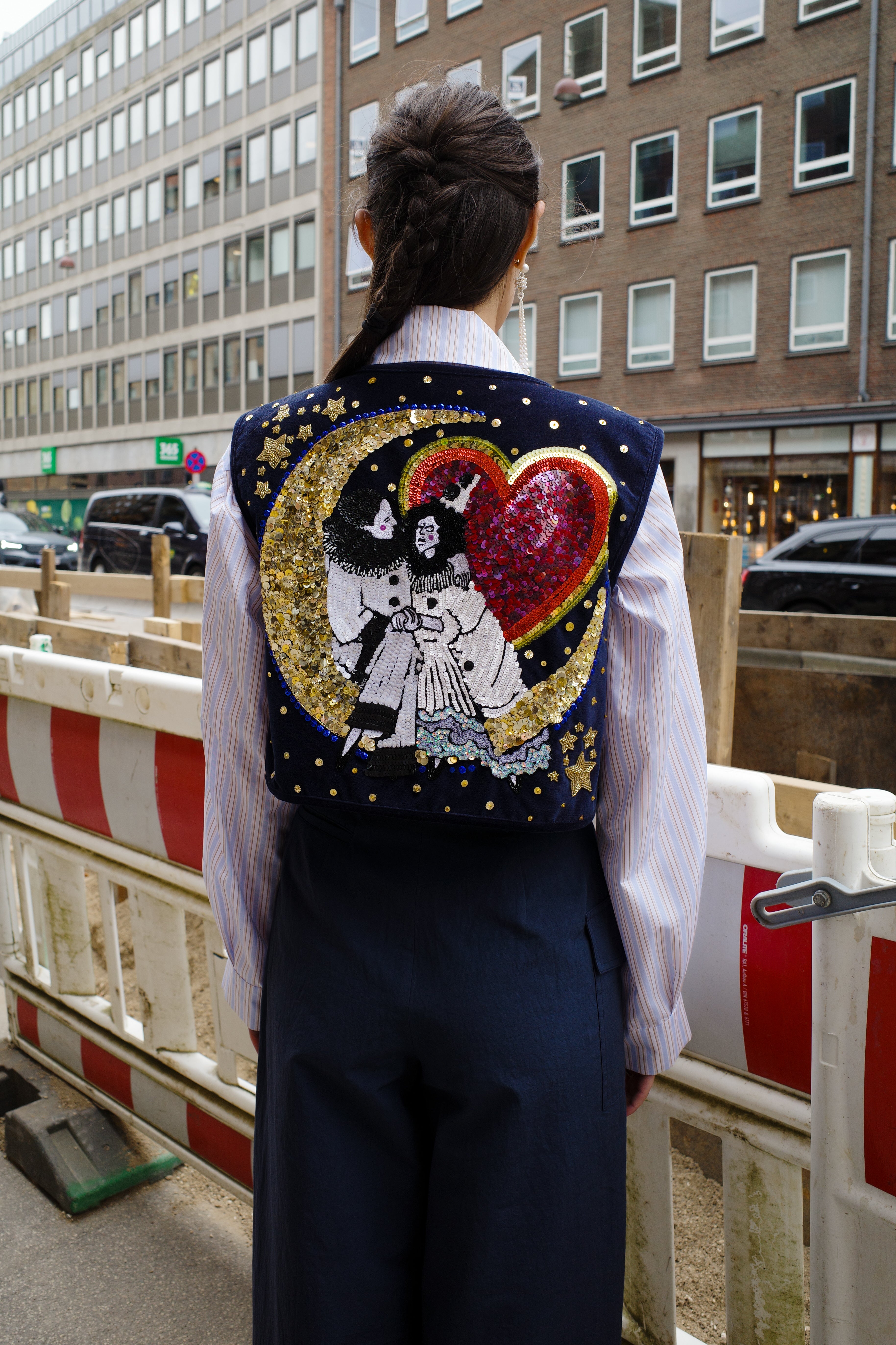 Ravnbak Vest - Circus Ballerina