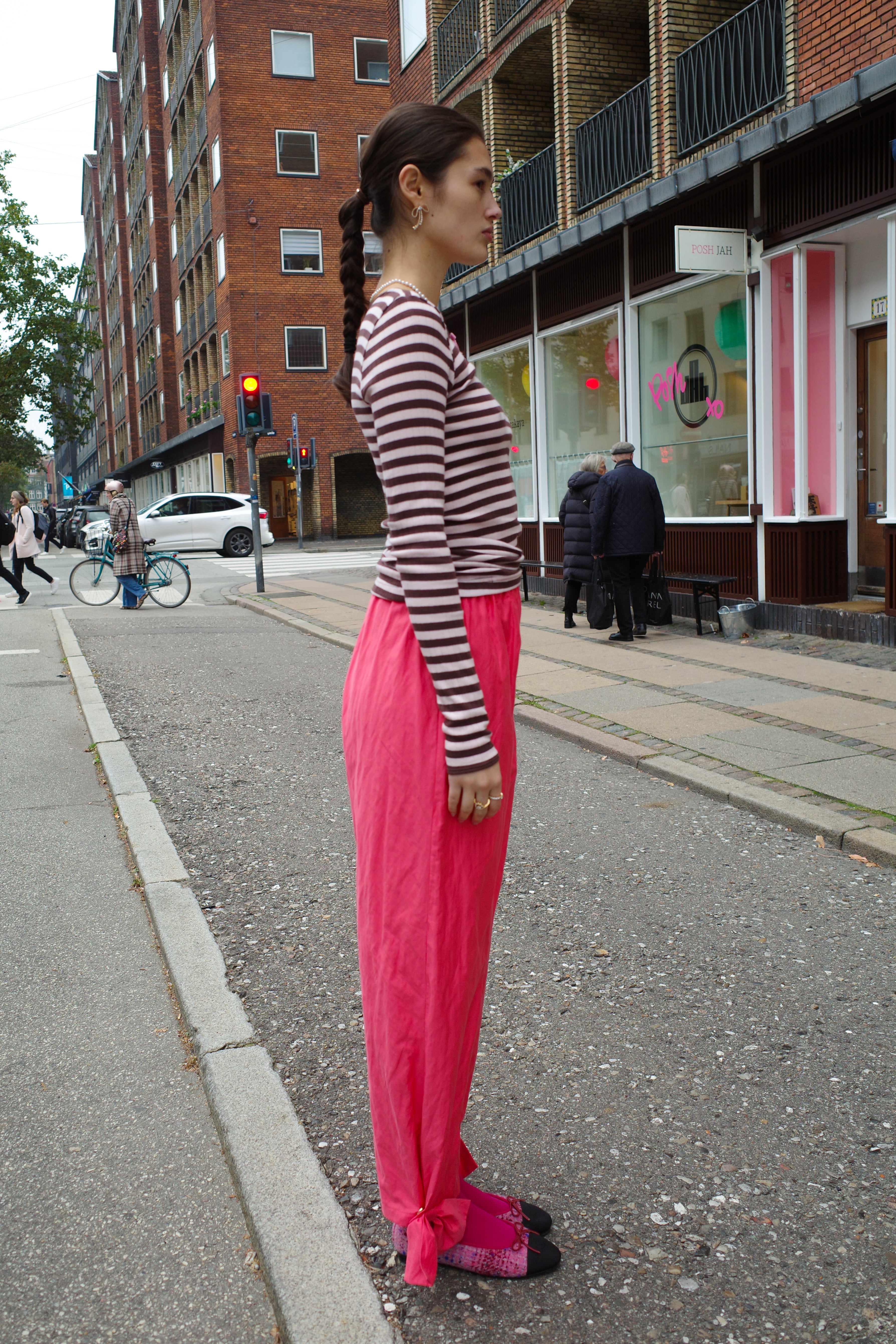#101 T-shirt - Brown Pale Pink Stripe