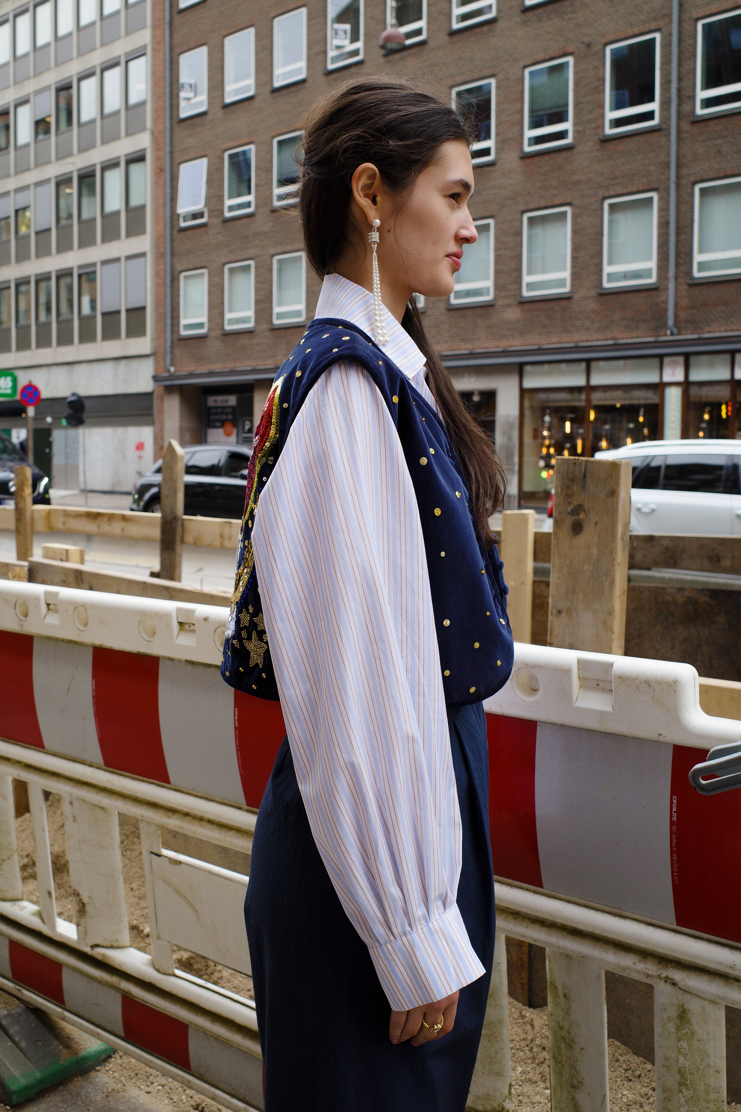 Ravnbak Vest - Circus Ballerina