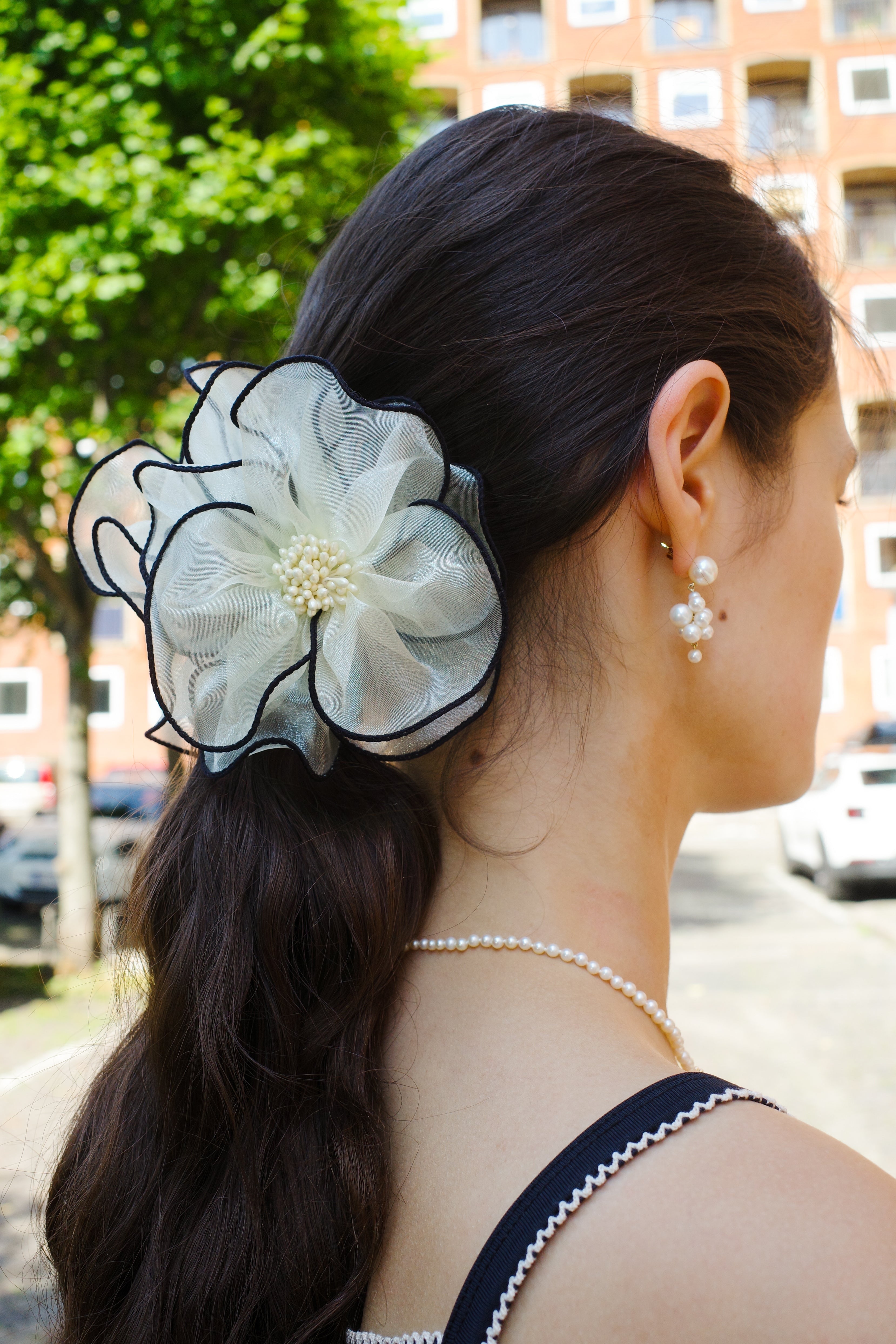 Lily Hair Clip - Cream