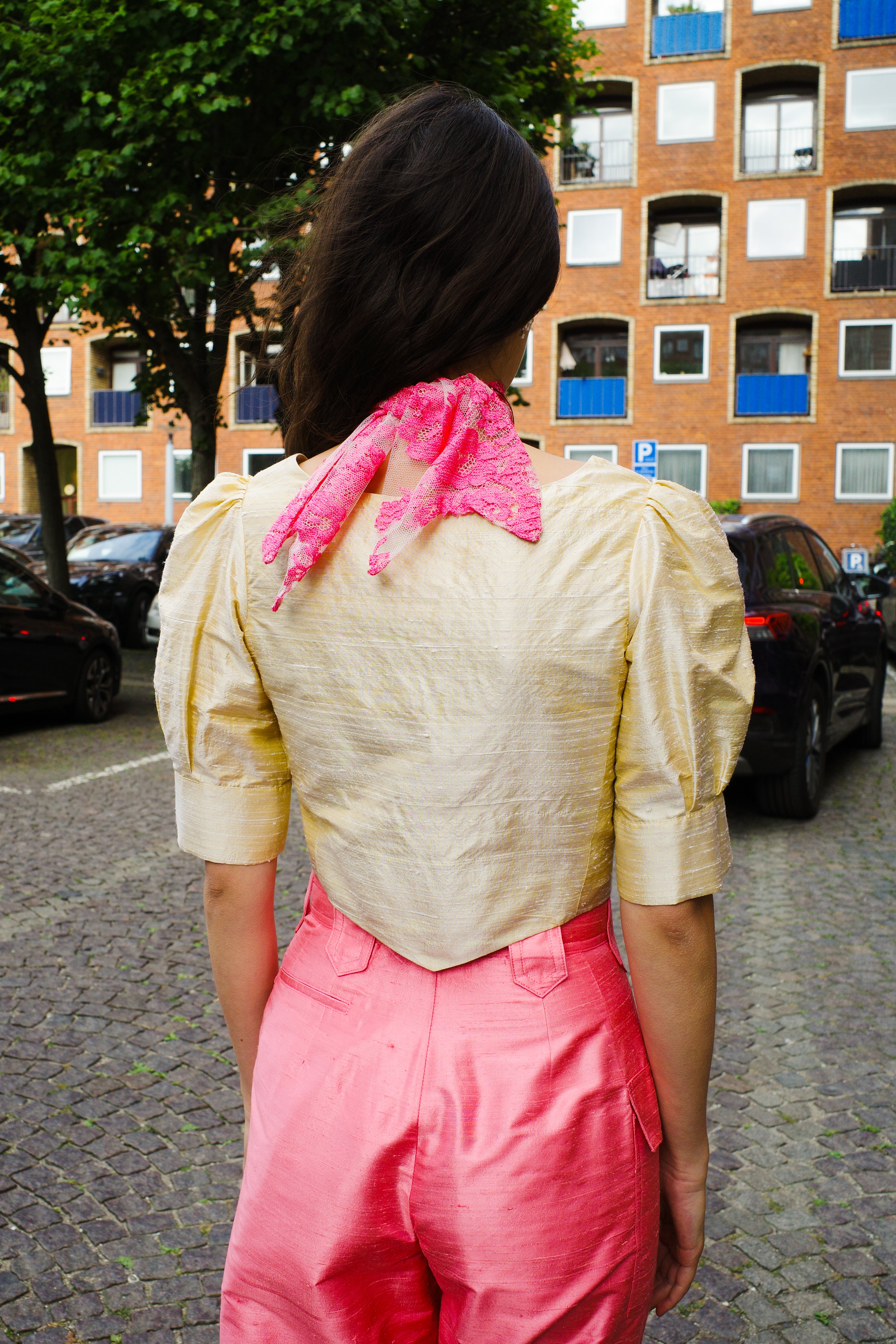 Laura Blouse 100% Silk Yellow w. Pale Pink Buttons