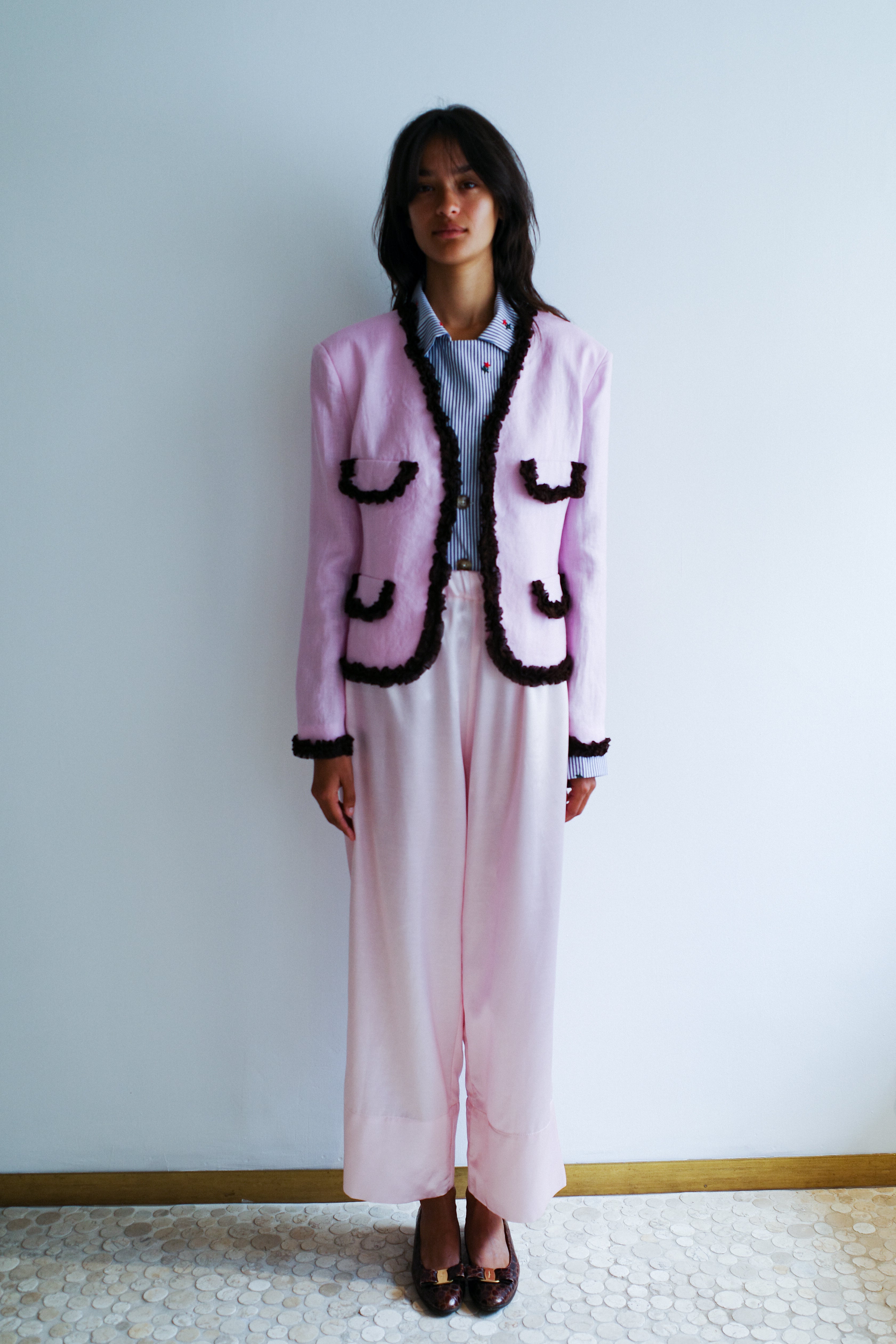 Tusnelda Jacket - Pale Pink w. Brown ruffle