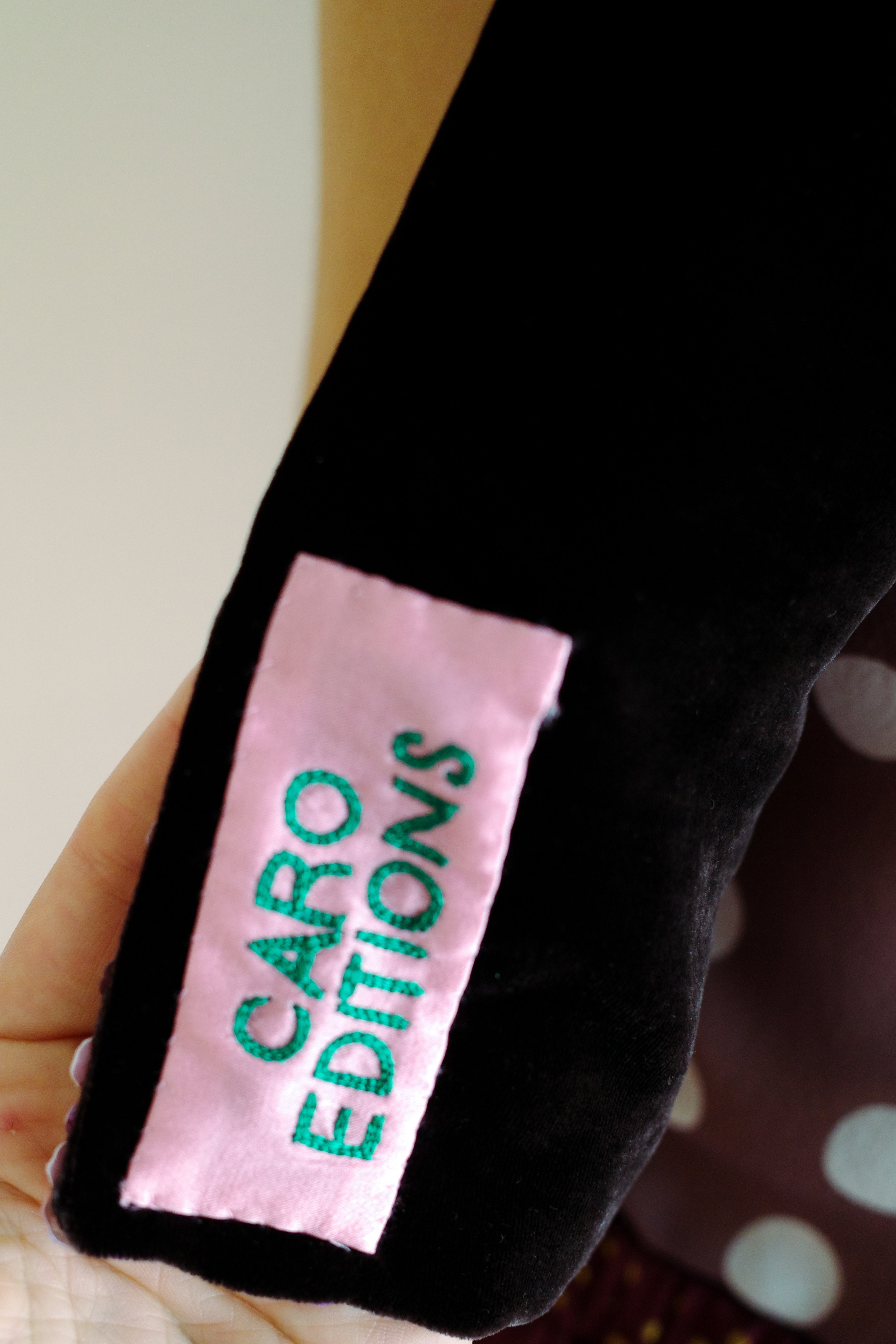 Ursula Scarf - Dark Brown w. Pink