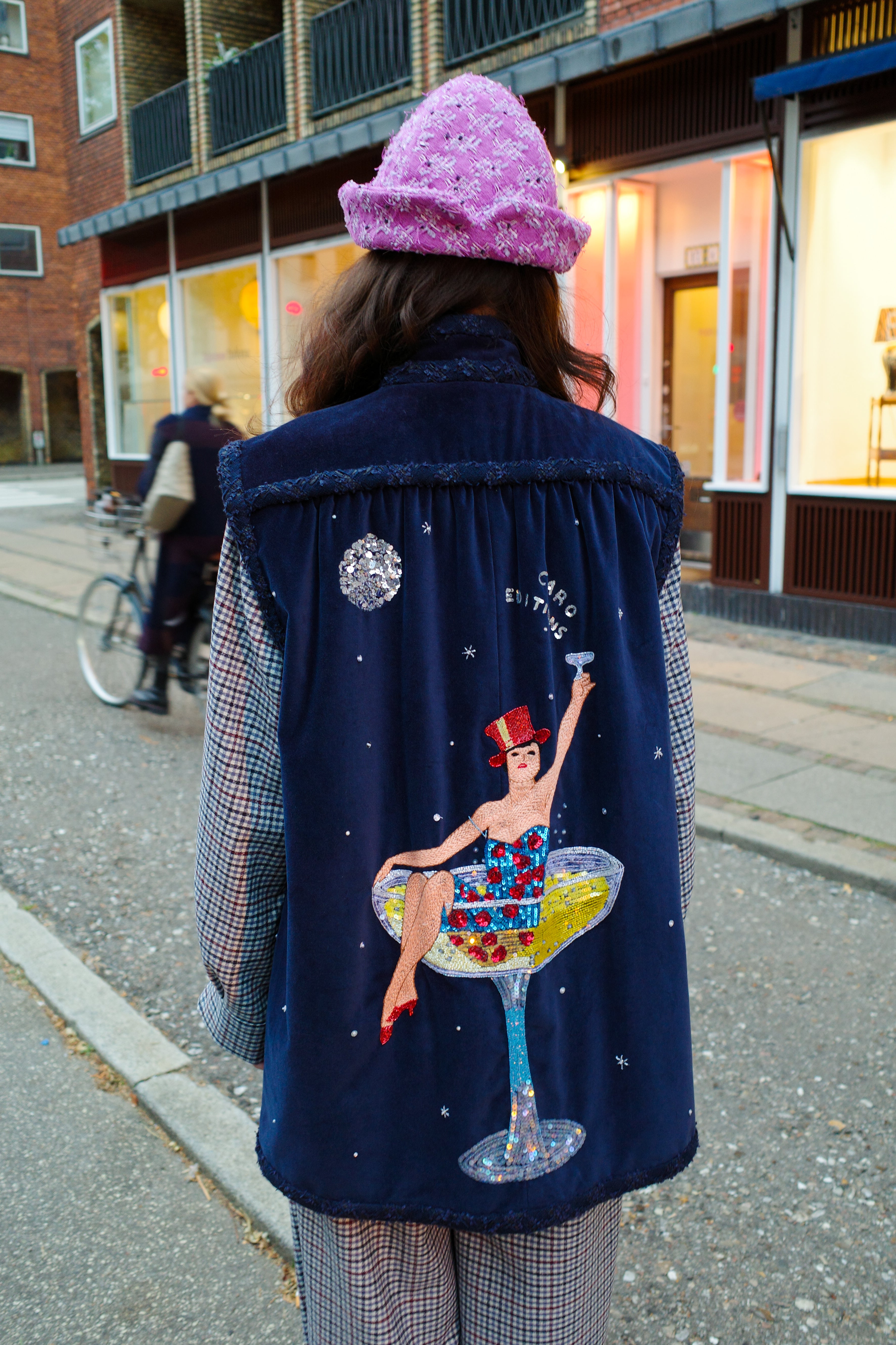 Gaia Vest - Champagne Girl