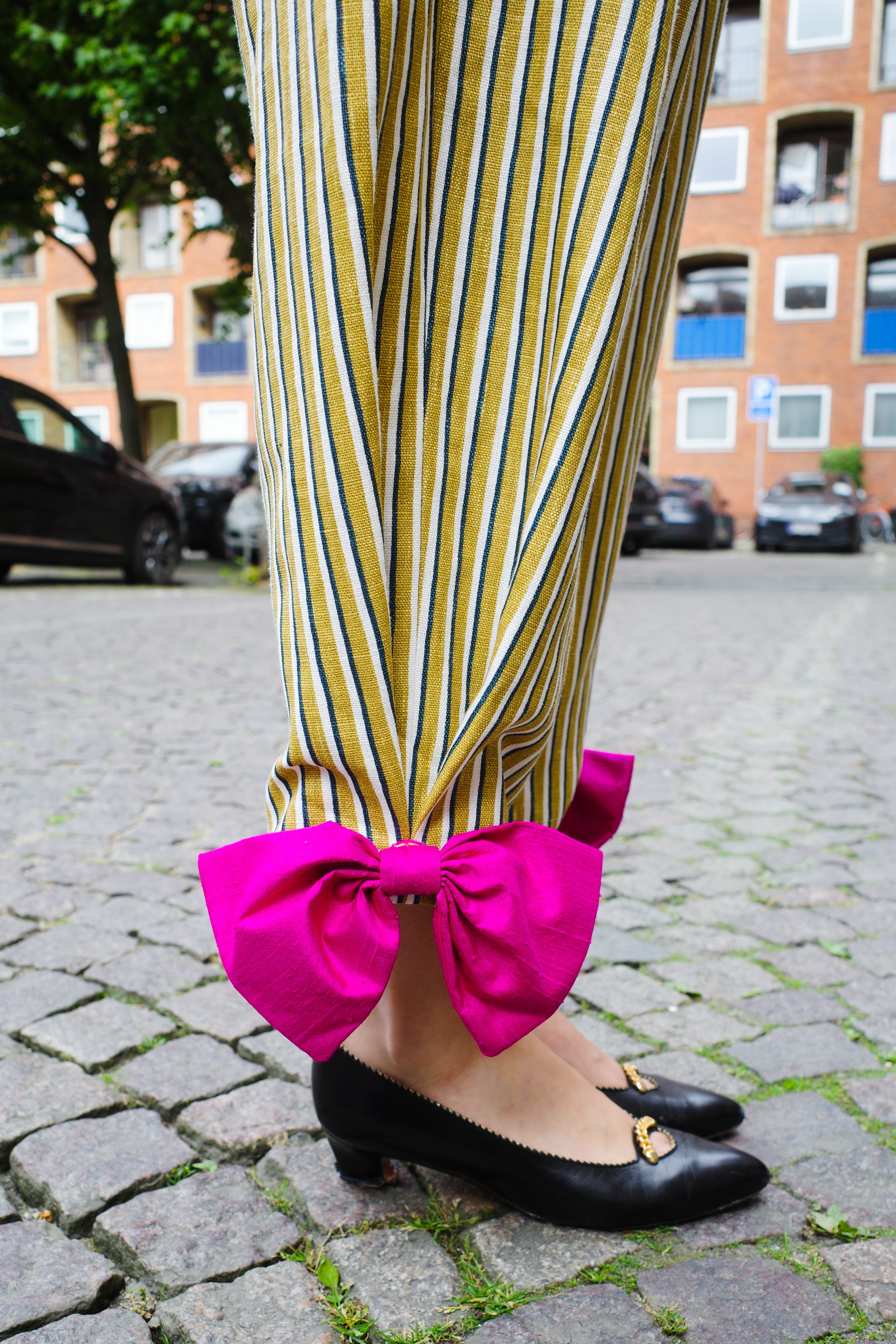 Beatrice Pants Tapet Cafe Mustard Stripe