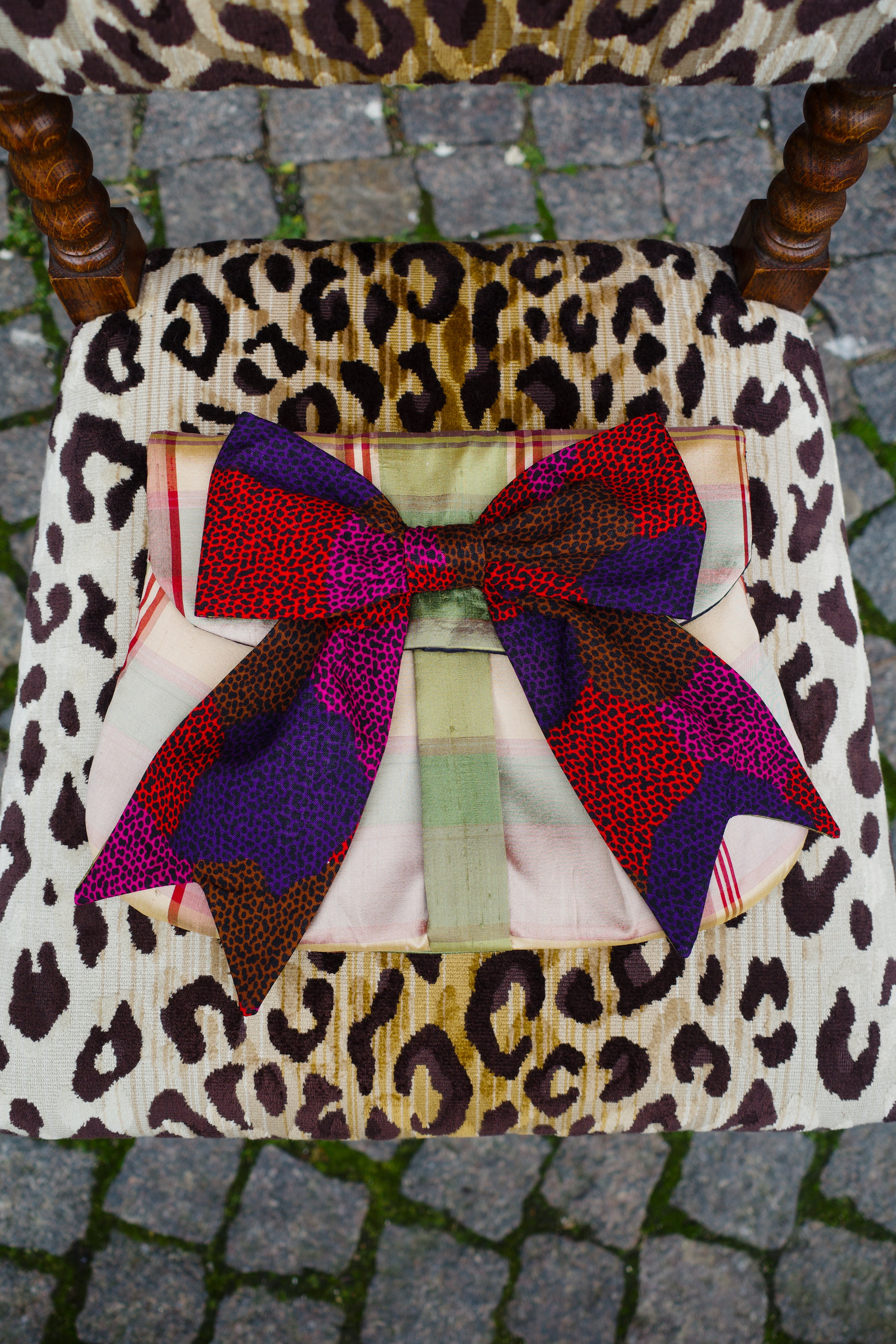 Odette Clutch / Vintage Saint Laurent bow