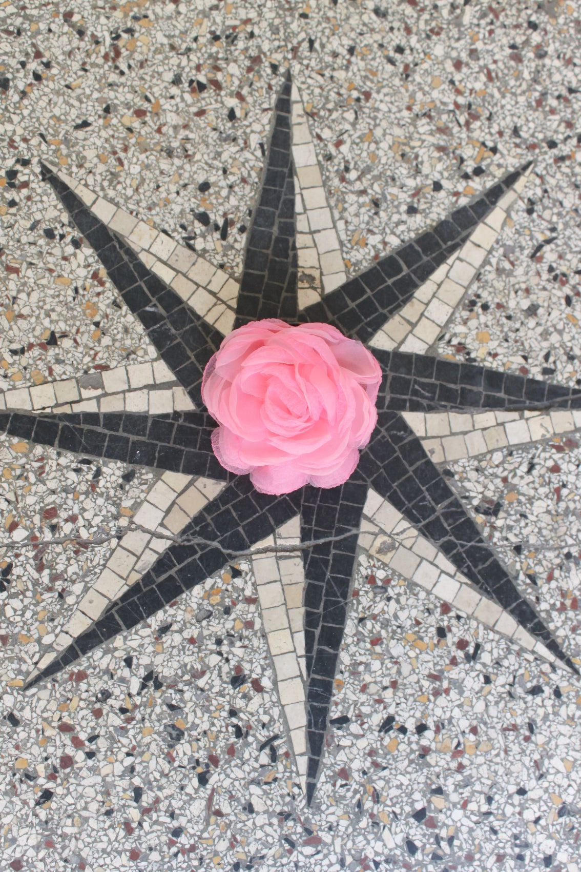 Tulle Rosie Brooch - Pink
