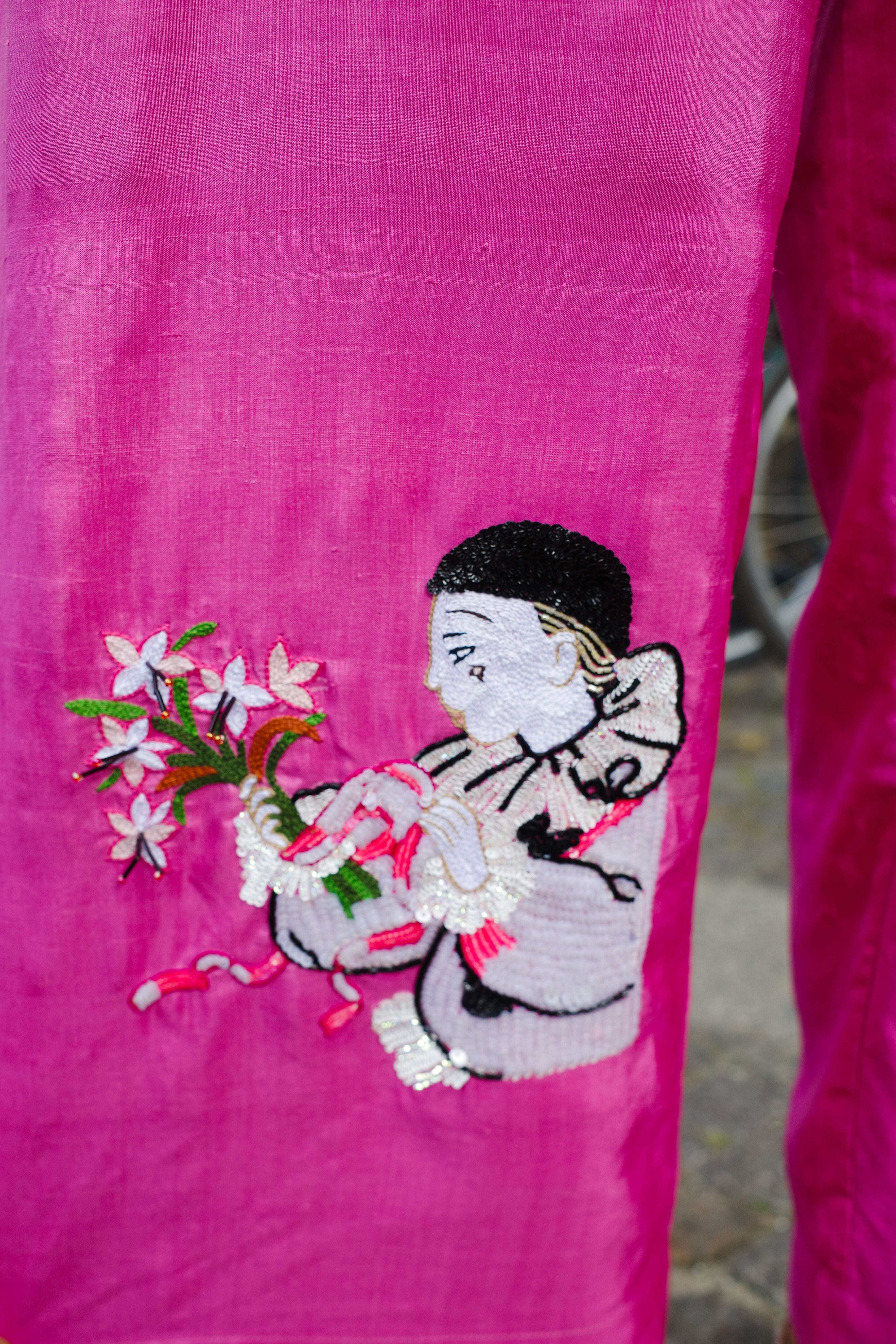 Coco Pants w. Embroidery Silk Taft pink w. Embroidery