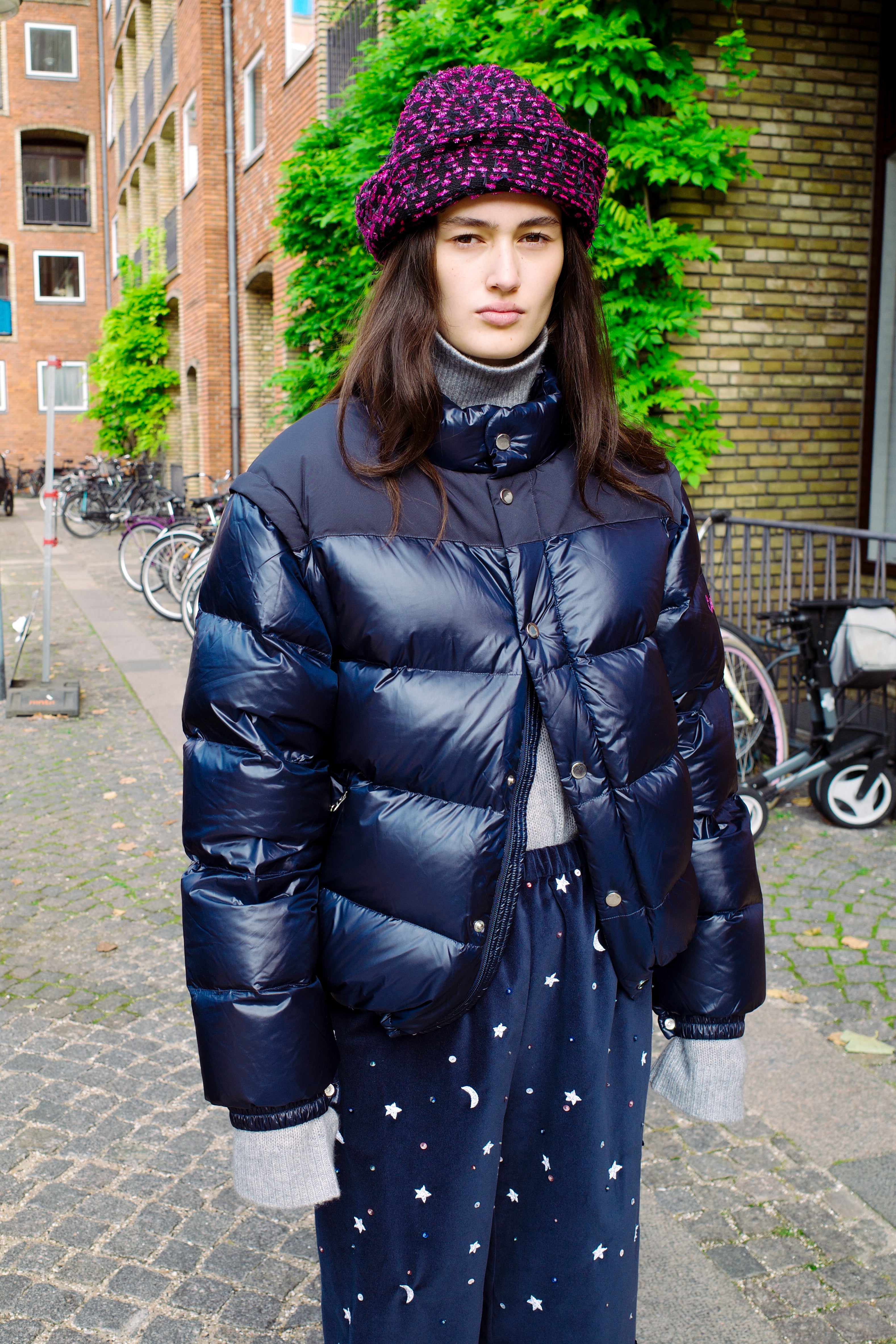 Caro Puffer - Navy