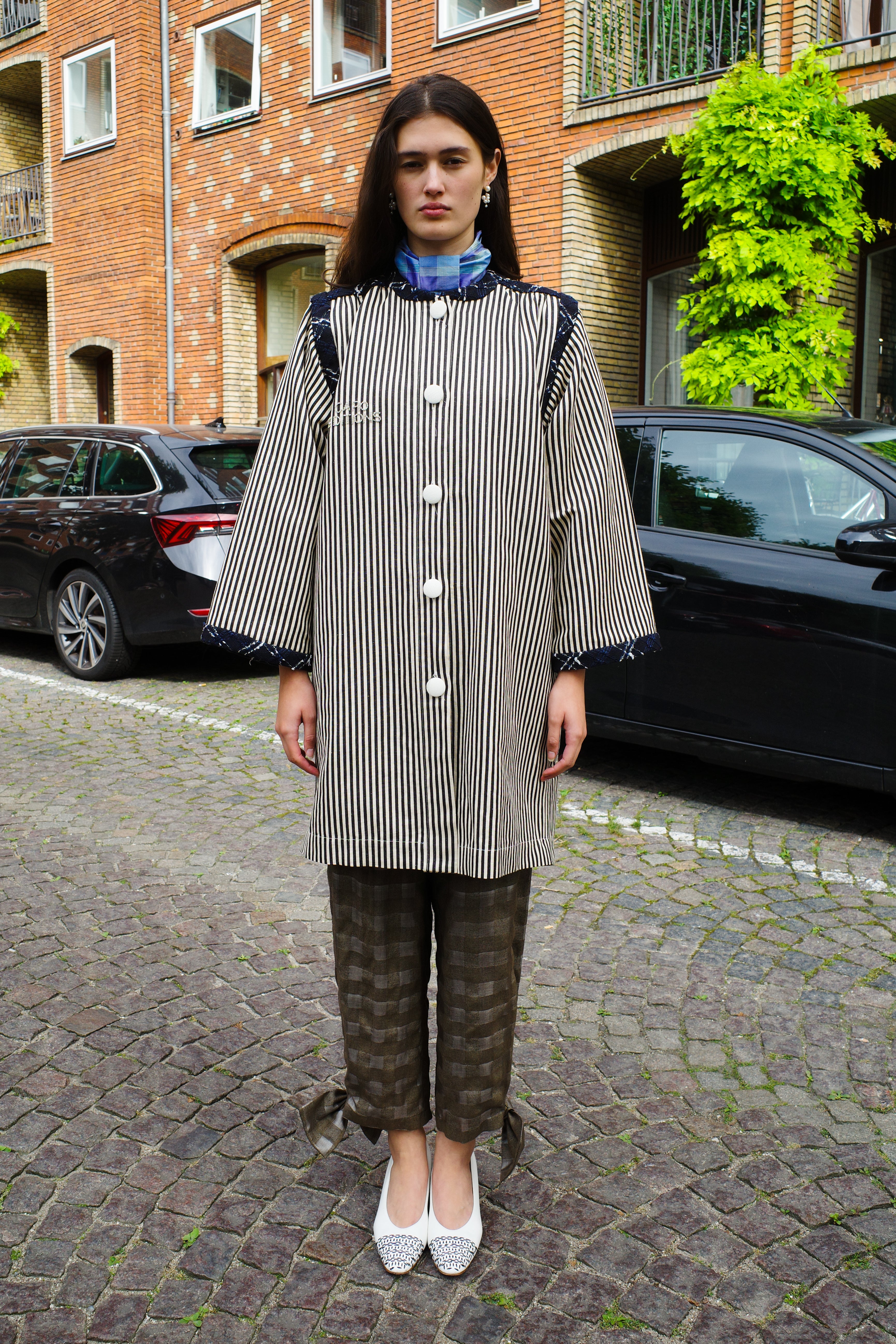 Anna Coat Dancing Clowns Tapet Cafe Black/White Stripe