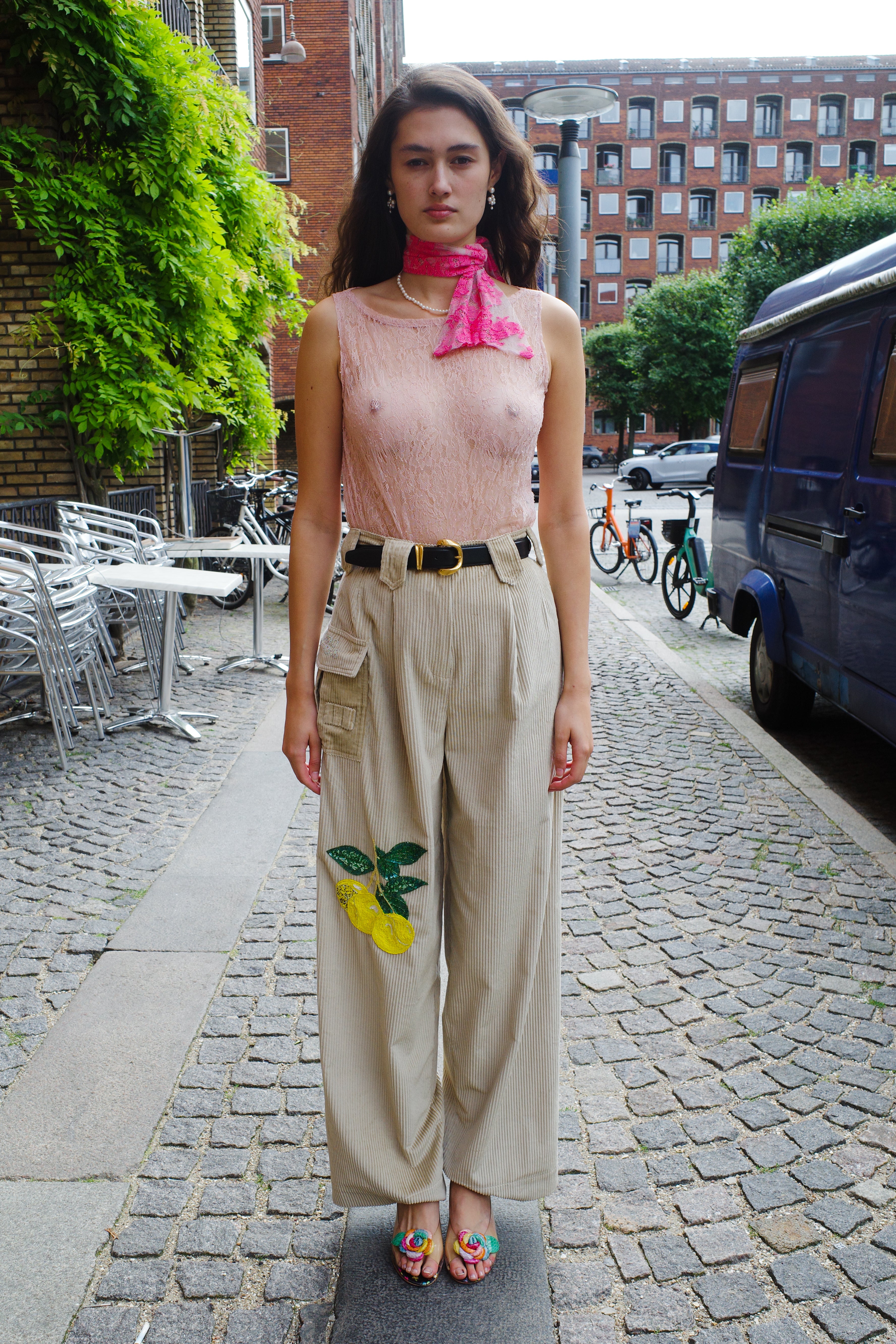 Beatrice Pants corduroy lemon embroidery