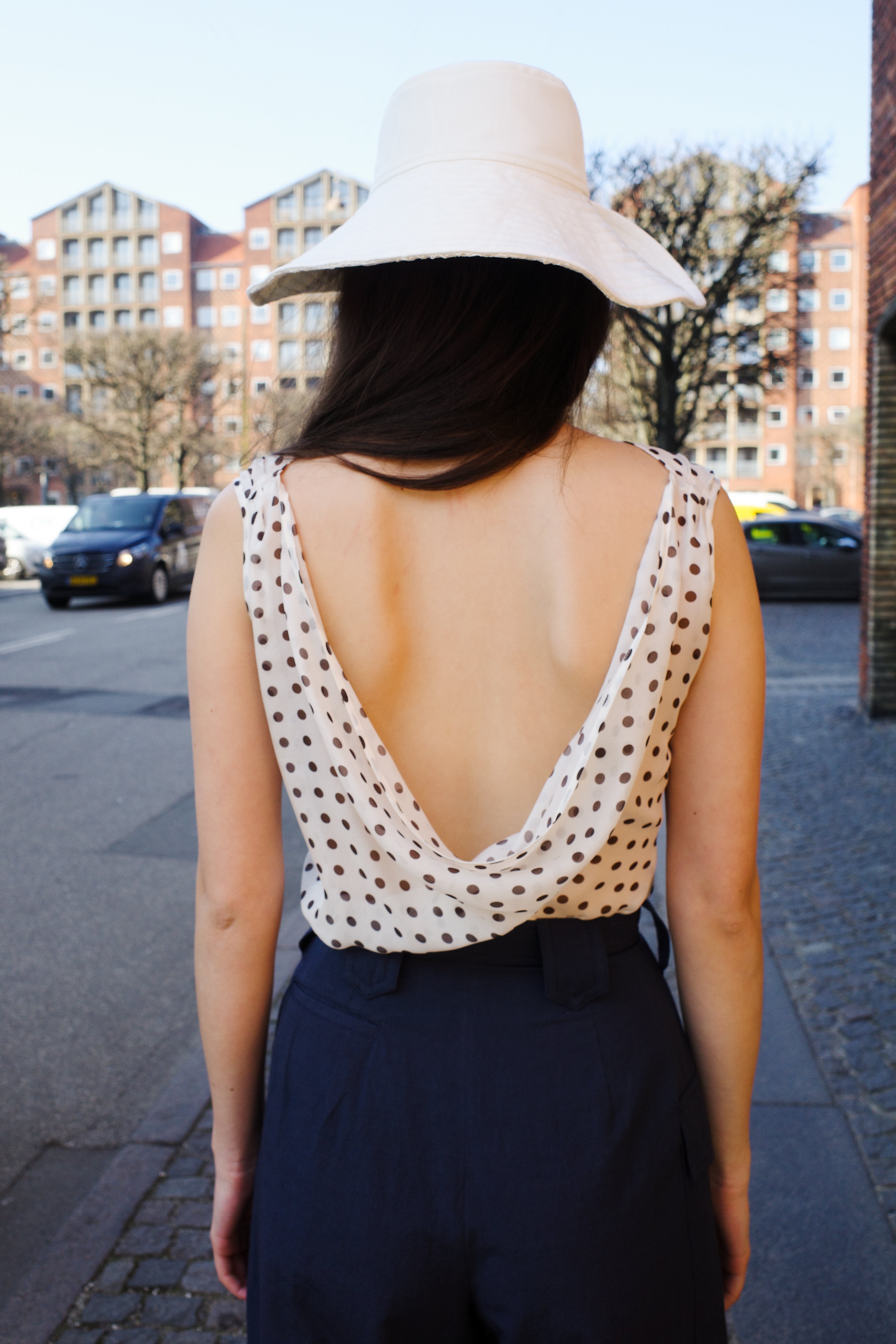 Alexa Top - Cream w. Brown dot