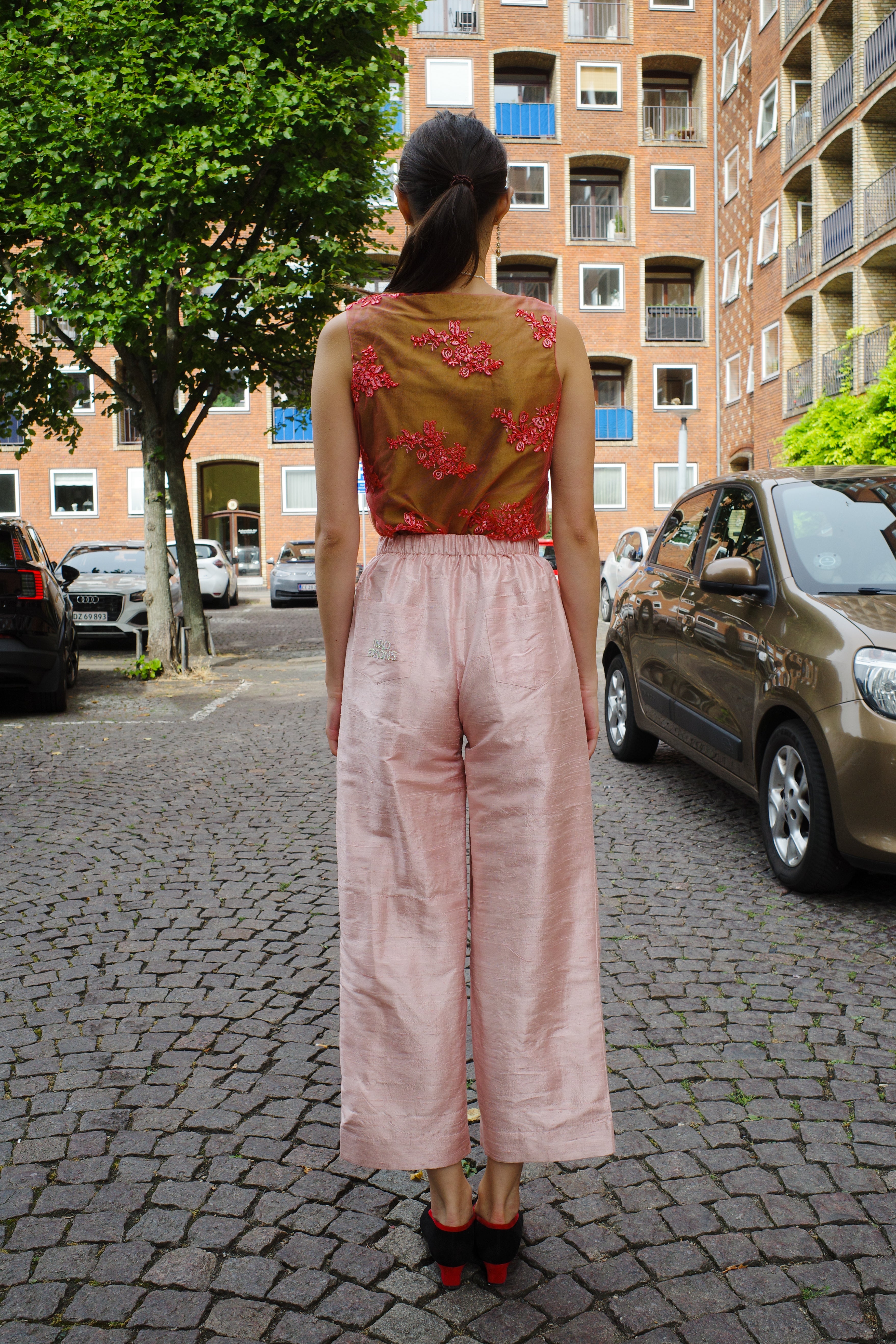 Coco Pants w. Embroidery Silk Taft pale pink  w. Embroidery