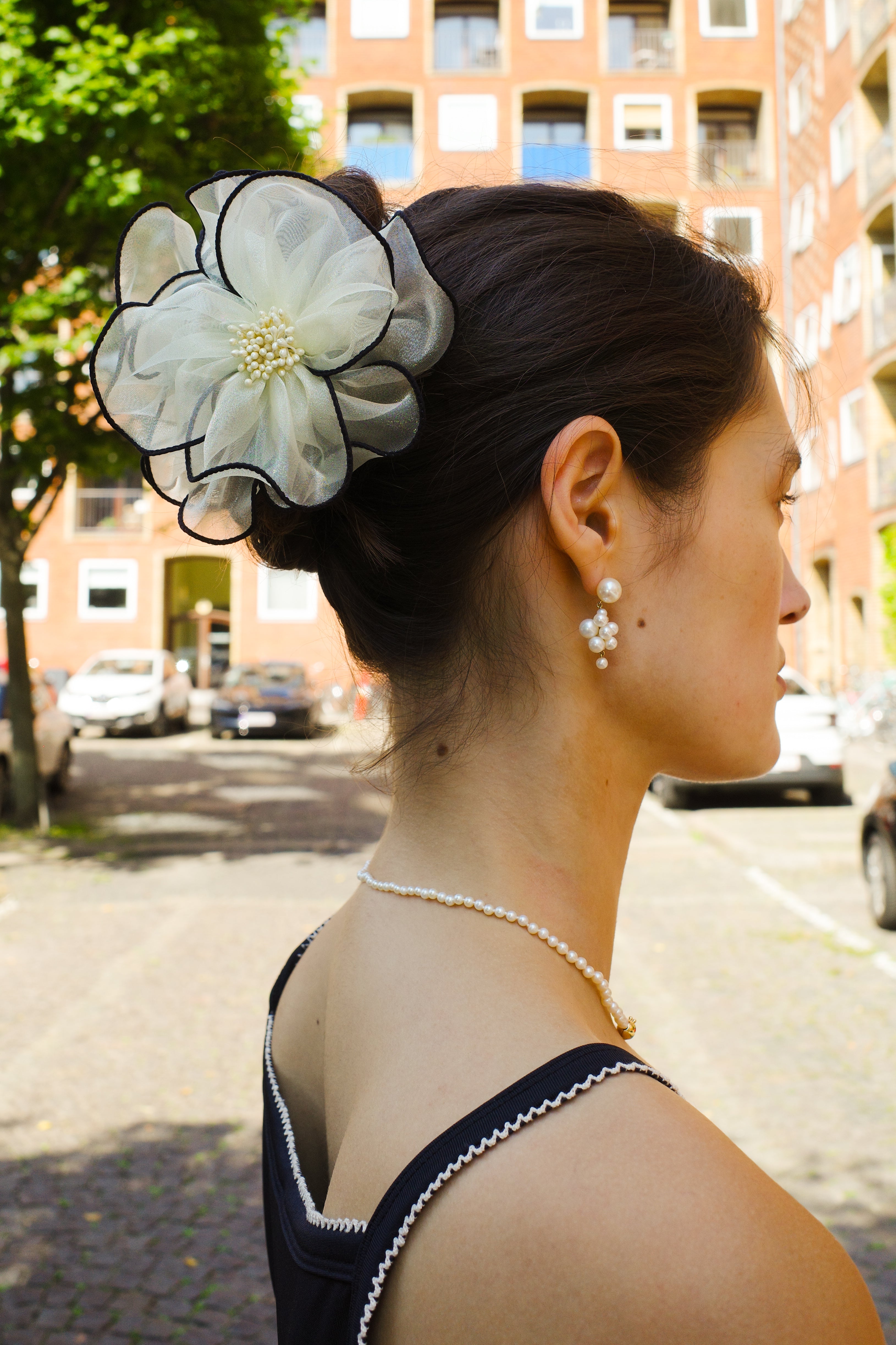 Lily Hair Clip - Cream