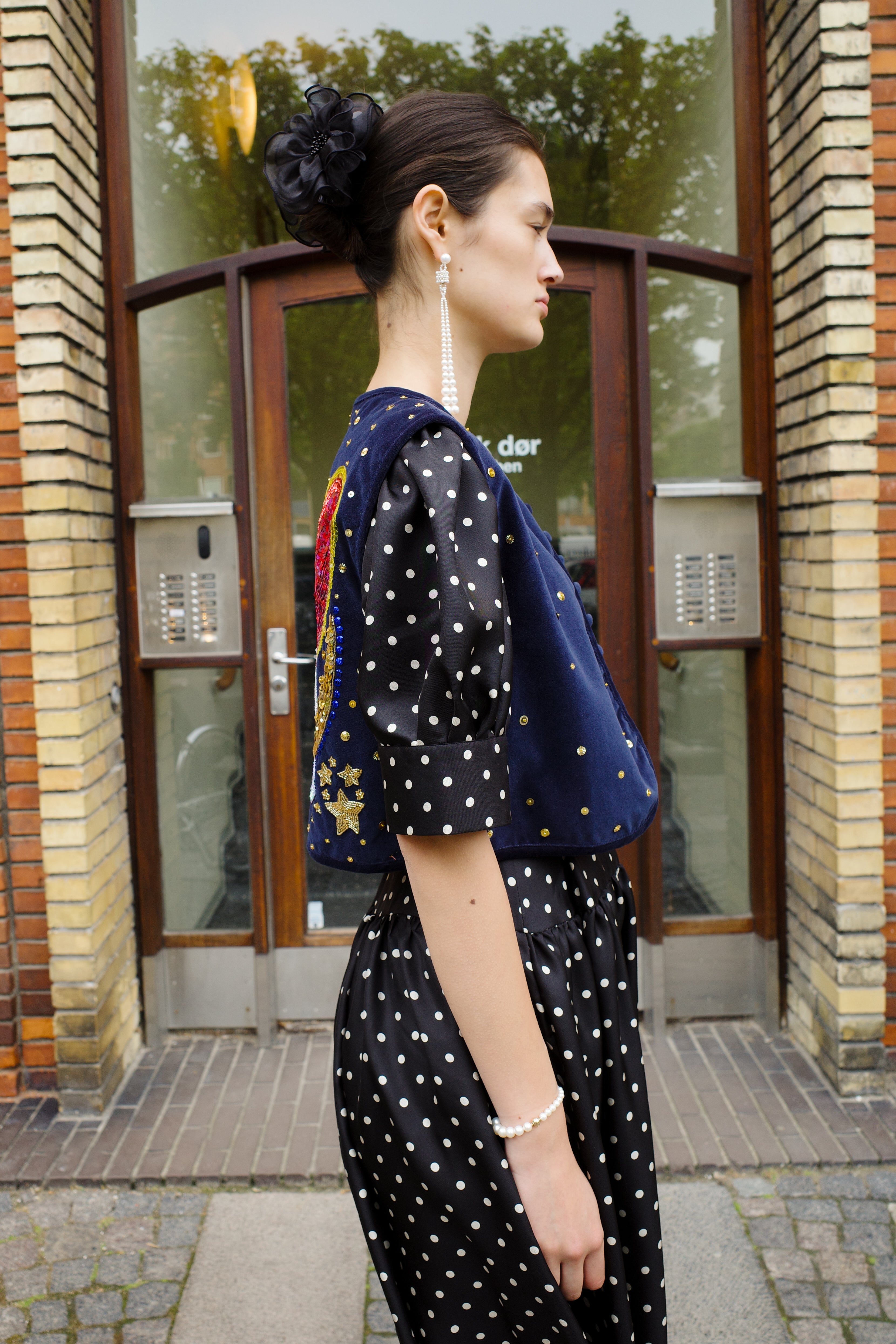 Ravnbak Vest - Circus Ballerina