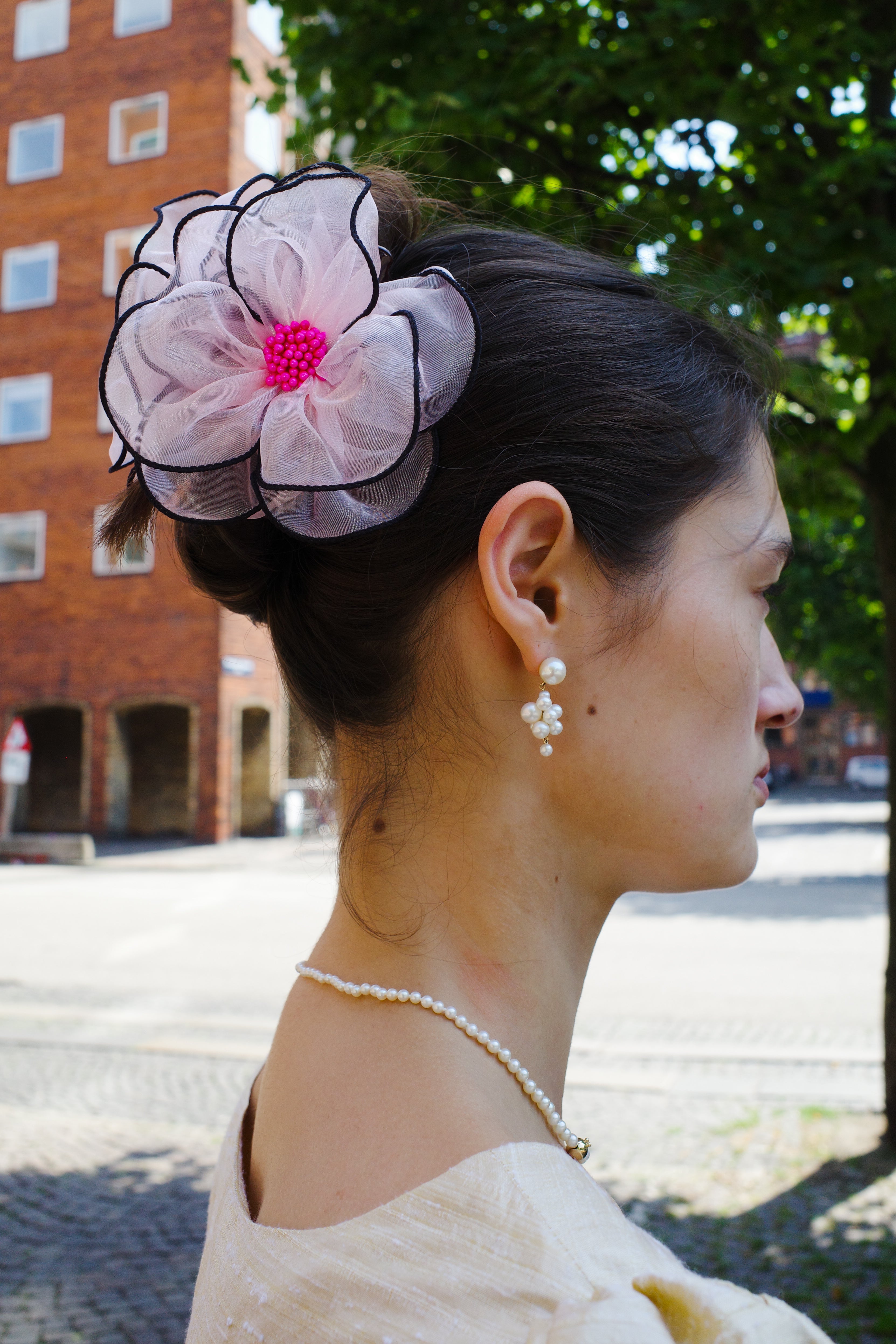 Lily Hair Clip - pale pink