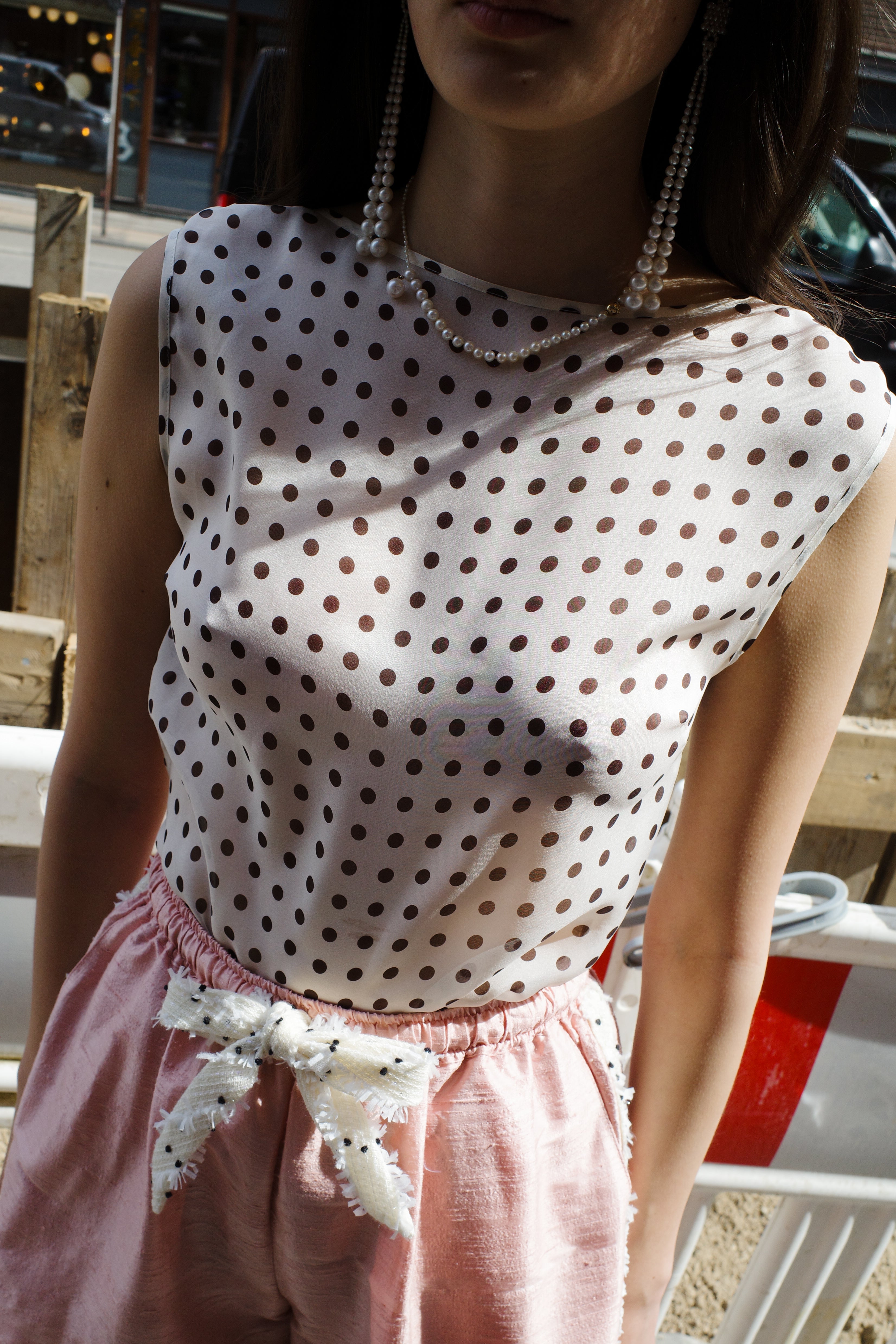 Alexa Top - Cream w. Brown dot