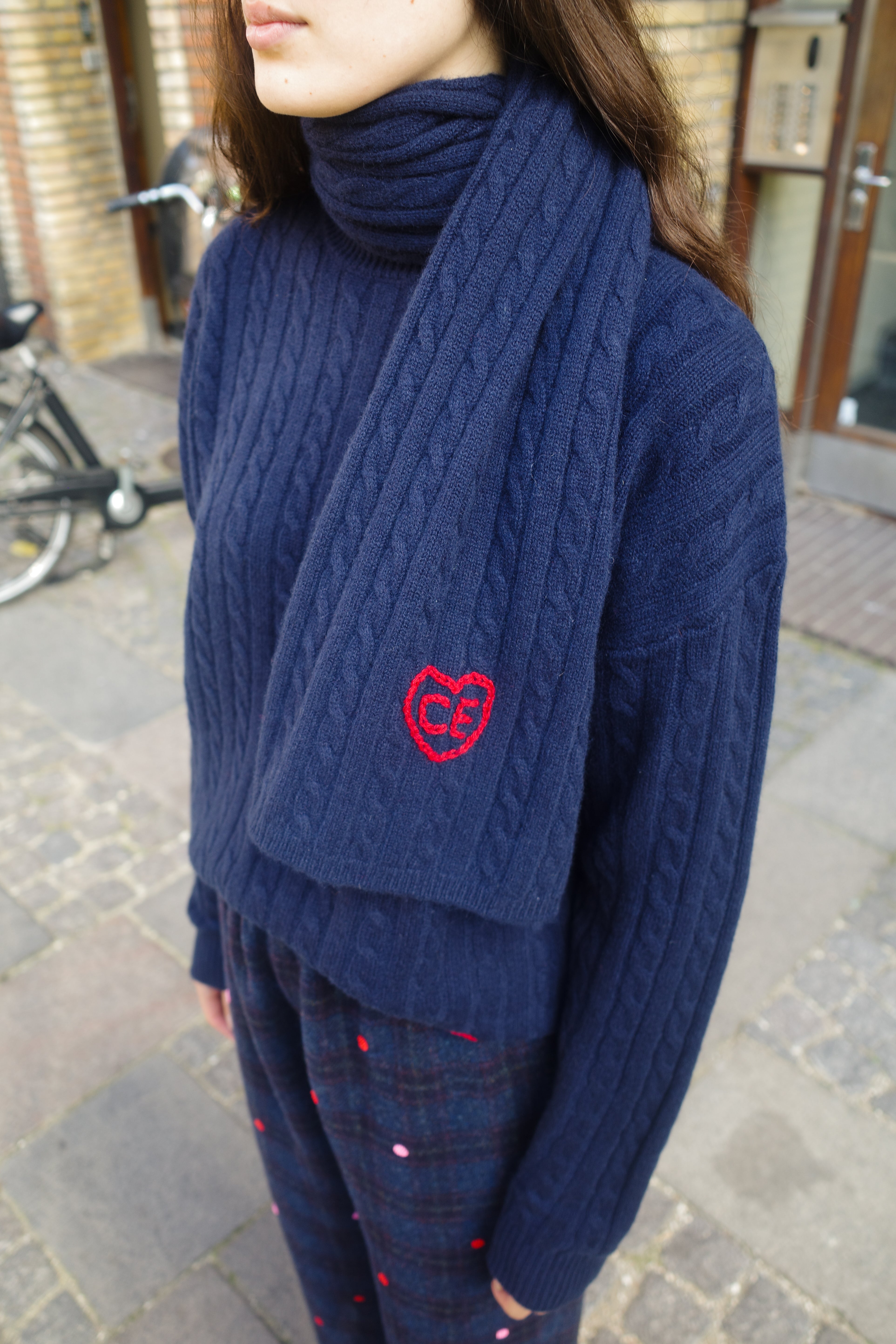 Liva Cable Scarf Cashmere Navy