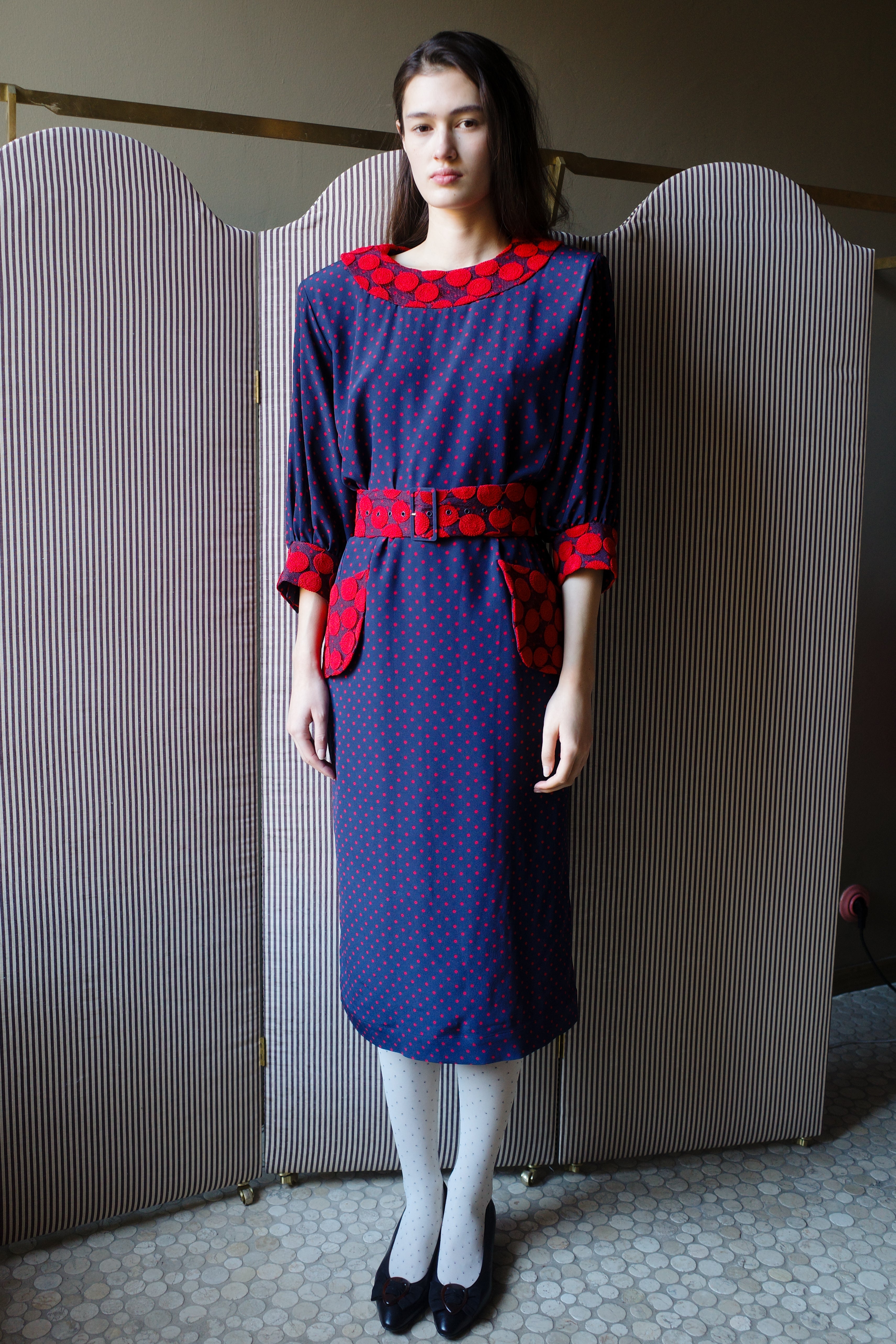KAROLINA DRESS SILK / LACE NAVY RED DOTS