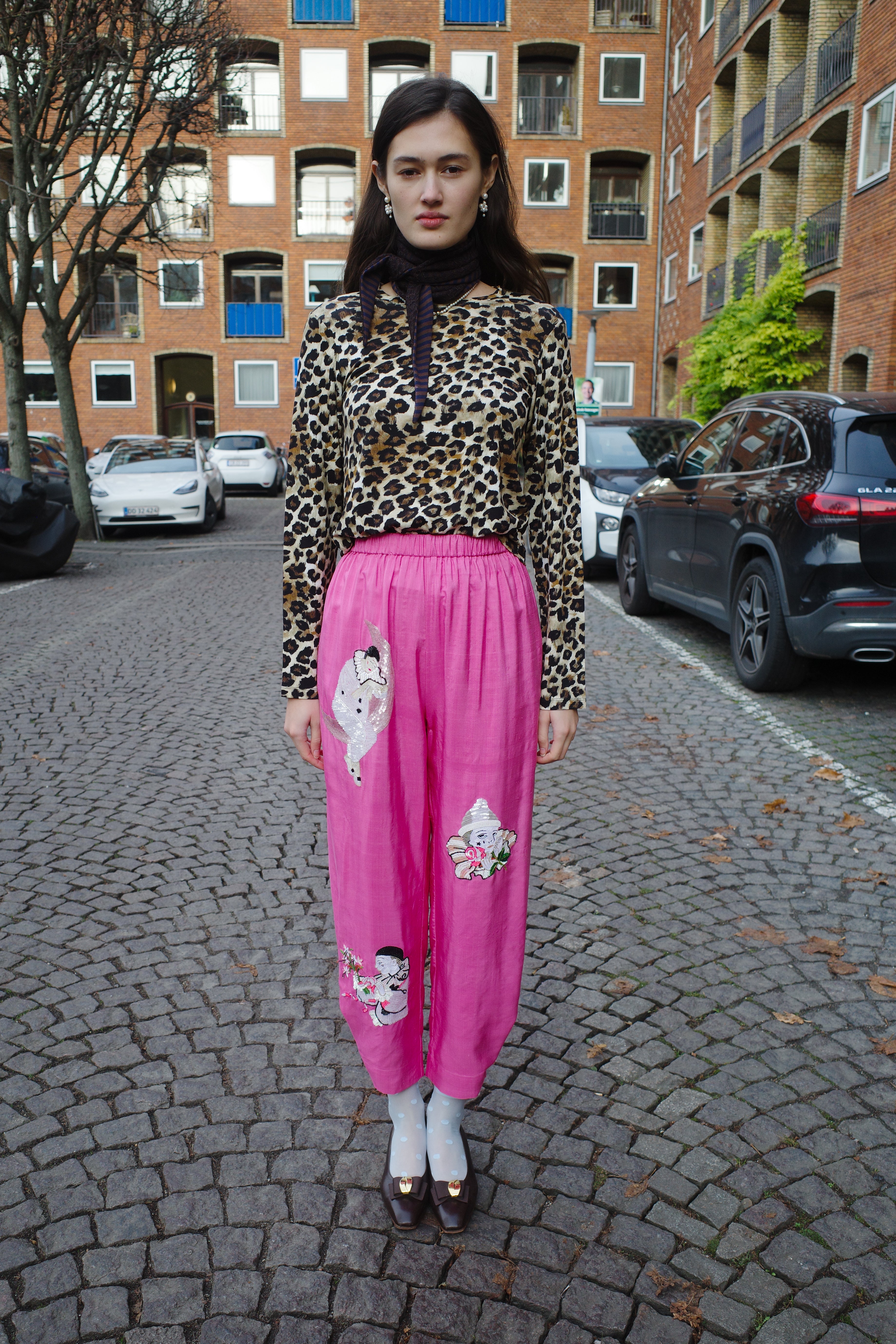 Coco Pants w. Embroidery Silk Taft pink  w. Embroidery