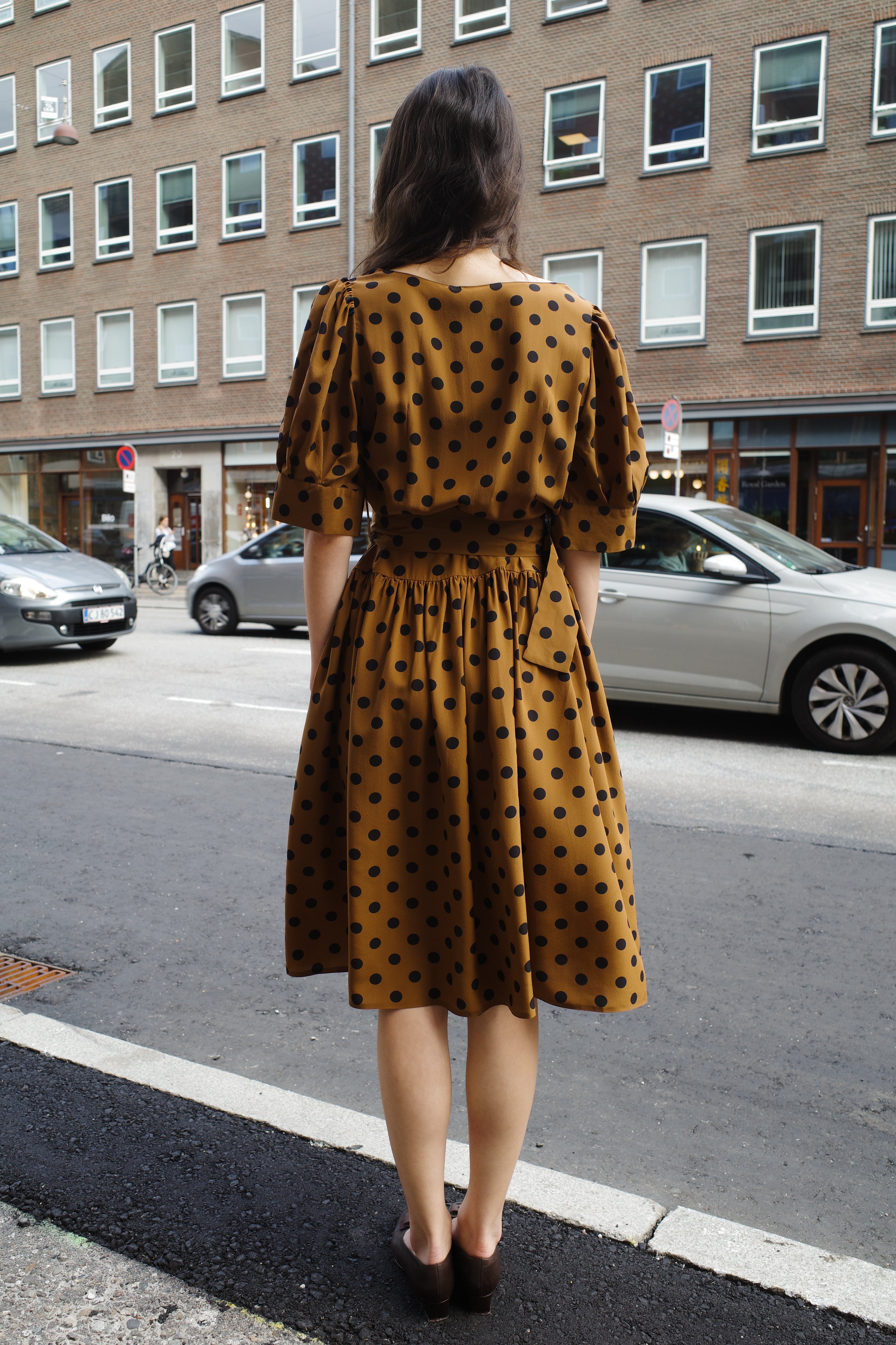Bjorg Dress Tessilstock Brown - Black Dots