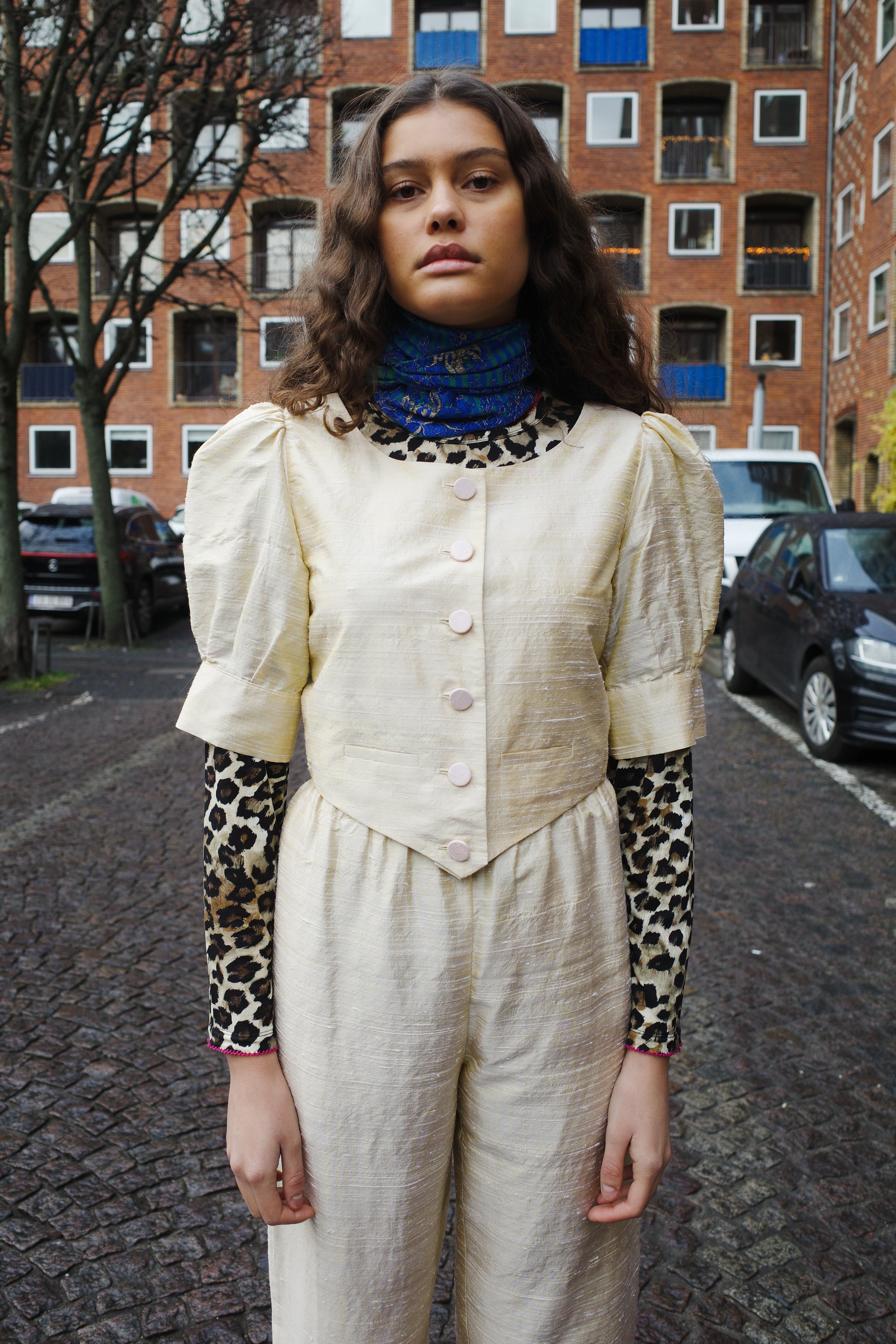 Laura Blouse 100% Silk Yellow w. Pale Pink Buttons